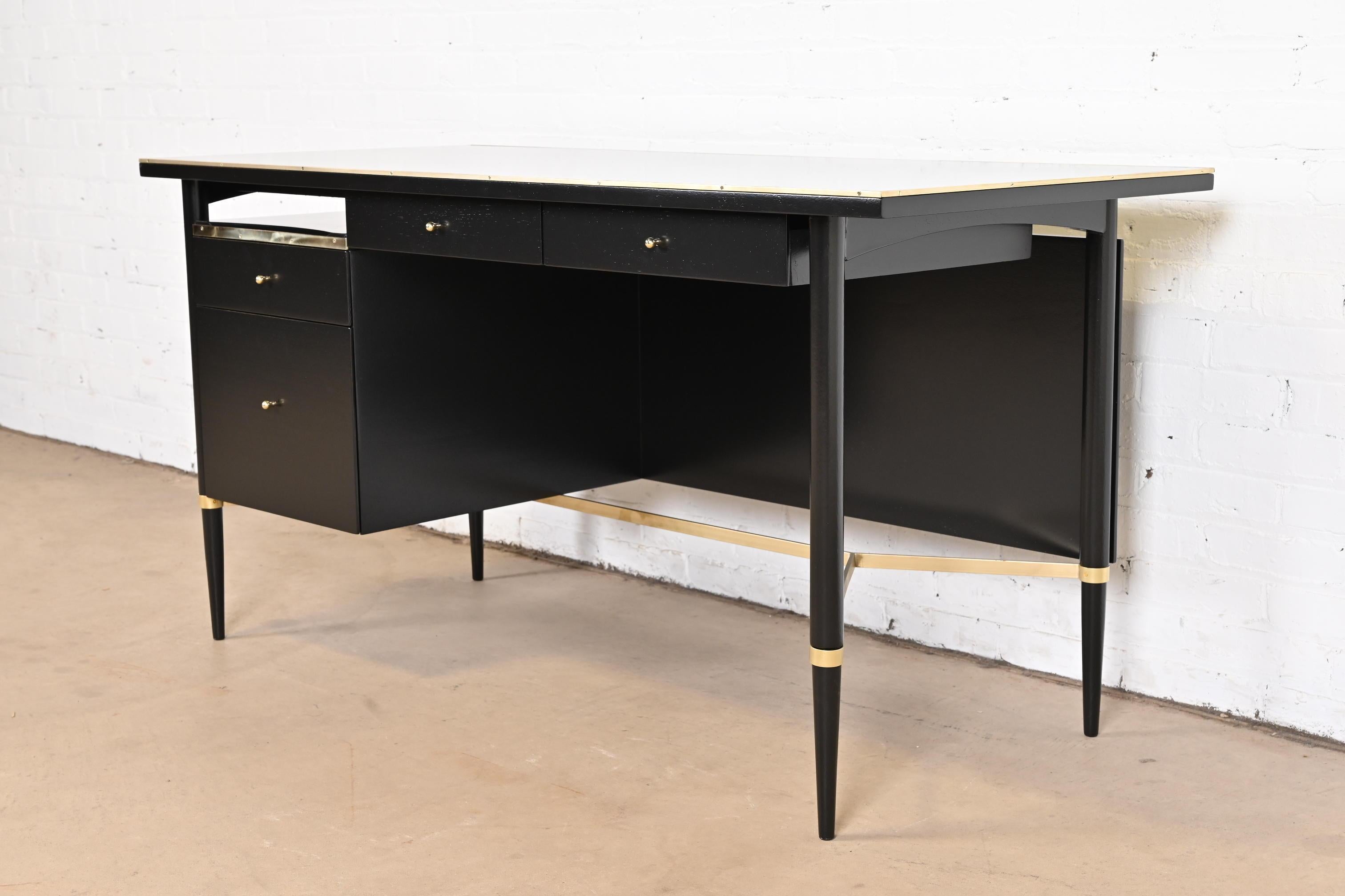 Paul McCobb Connoisseur Collection Black Lacquer and Brass Desk, Refinished In Good Condition For Sale In South Bend, IN