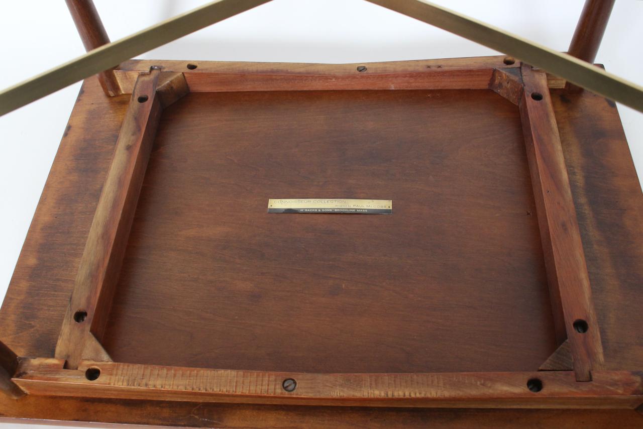 Table d'appoint Paul McCobb Collection Connoisseur en acajou et laiton en vente 7