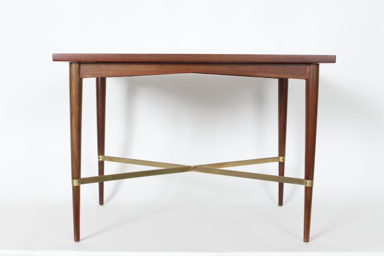 Table d'appoint Paul McCobb Collection Connoisseur en acajou et laiton Bon état - En vente à Bainbridge, NY