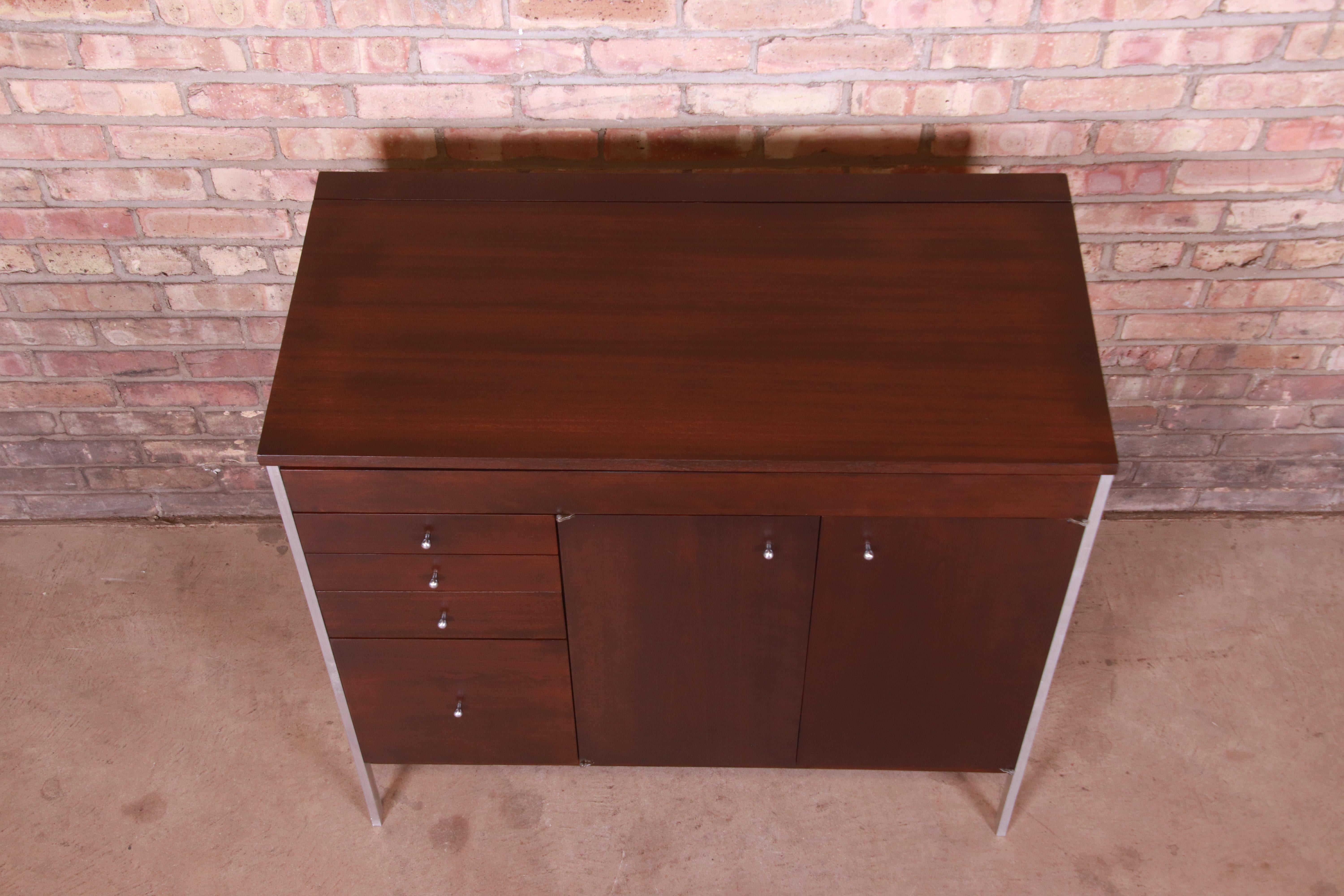 Paul McCobb Connoisseur Collection Mahogany Lift Top Bar Cabinet, Refinished For Sale 5