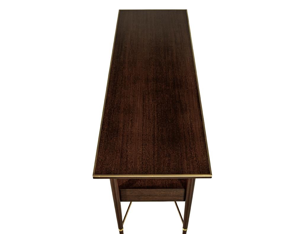 Paul McCobb Connoisseur Collection Walnut Console Table en venta 3