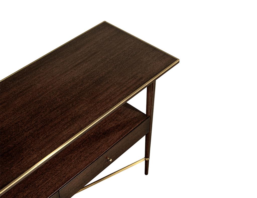 Paul McCobb Connoisseur Collection Walnut Console Table en Bueno estado para la venta en North York, ON