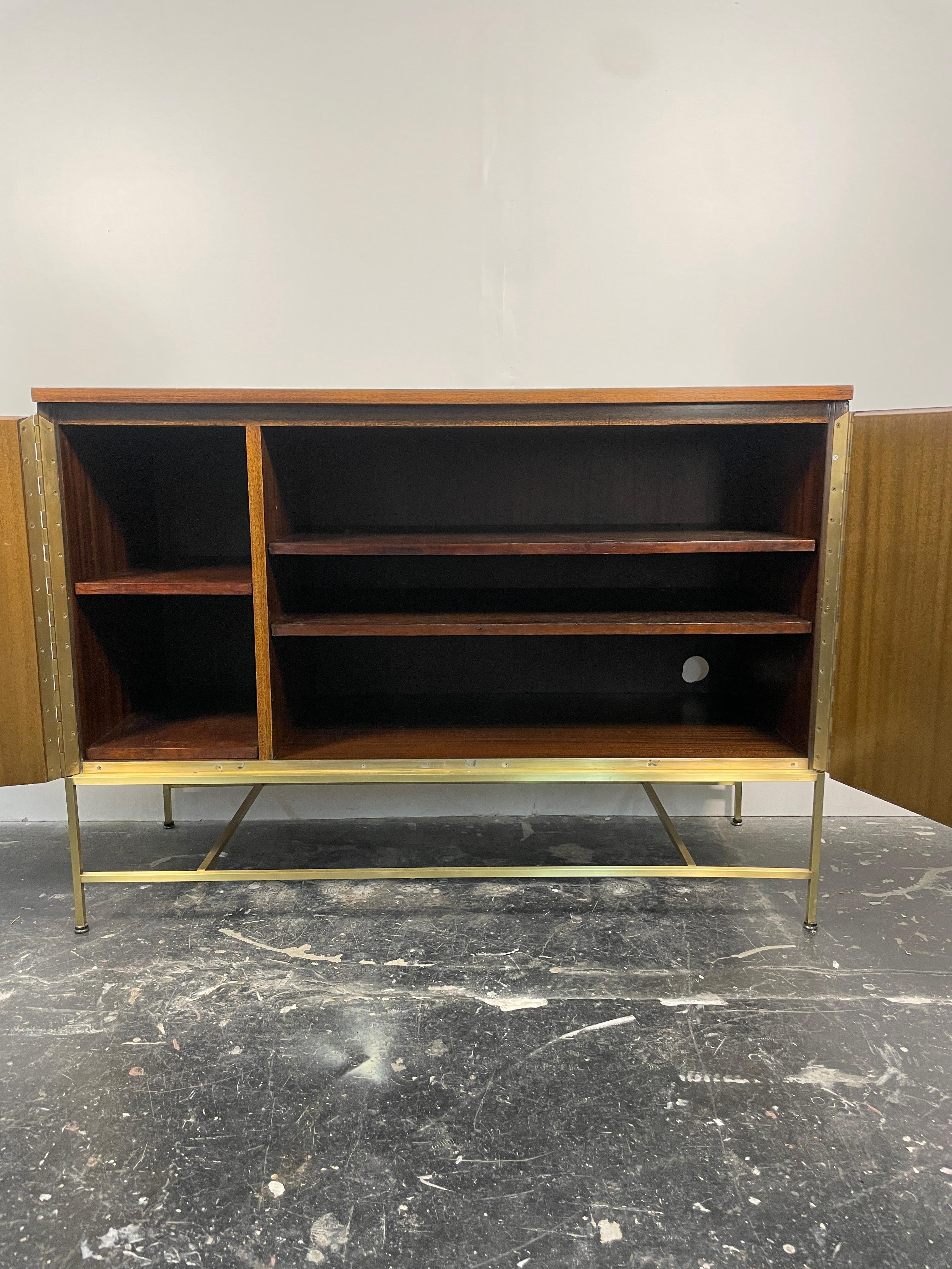 Mid-20th Century Paul McCobb Credenza in Mahogany for the Calvin Group