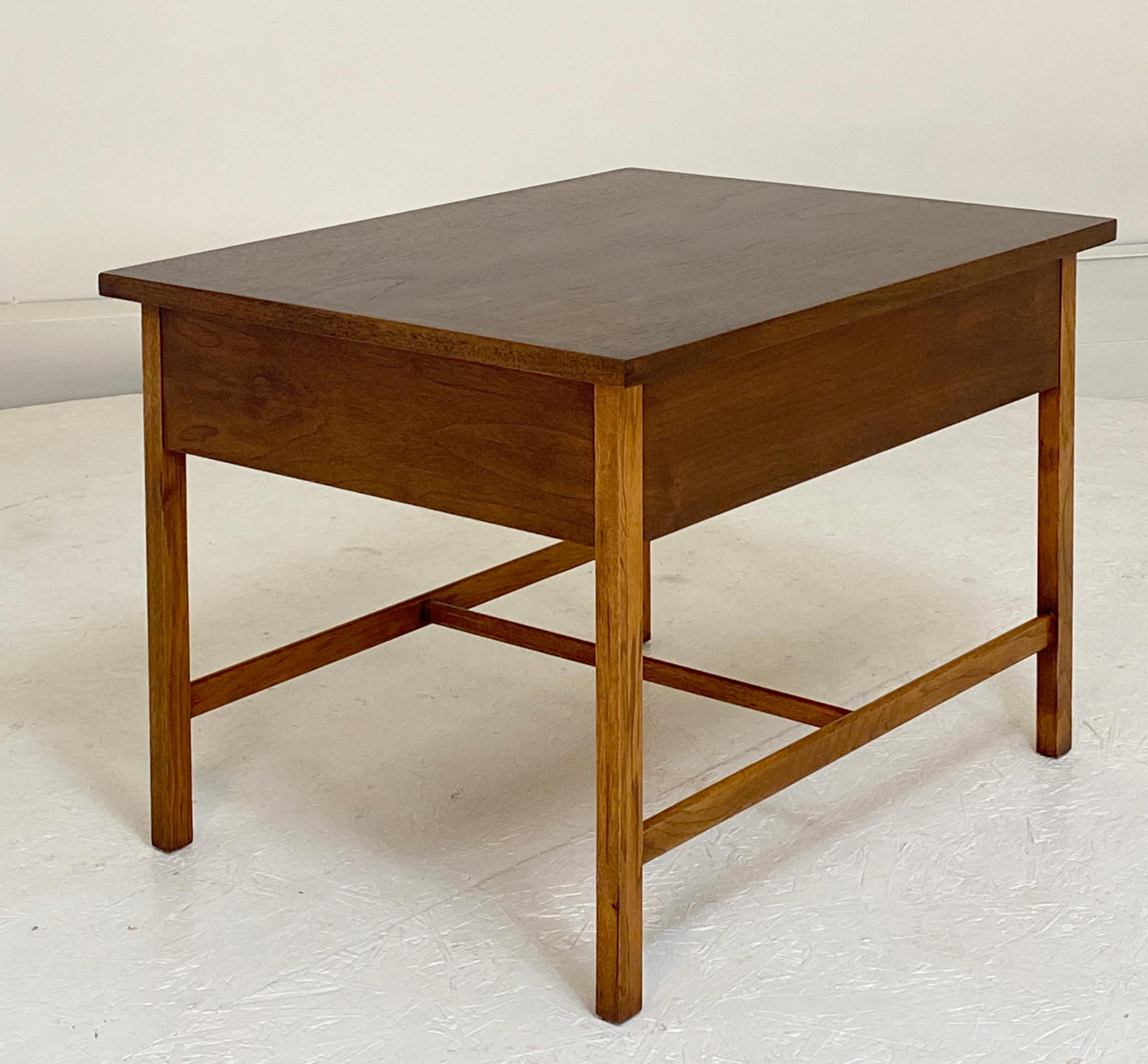Paul McCobb Delineator for Lane End or Lamp Table.  This is an uncommon table and has been restored with a specialist finish designed to avoid damage from spills of alcohol, water or hot beverages so can be used with peace of mind. In lovely