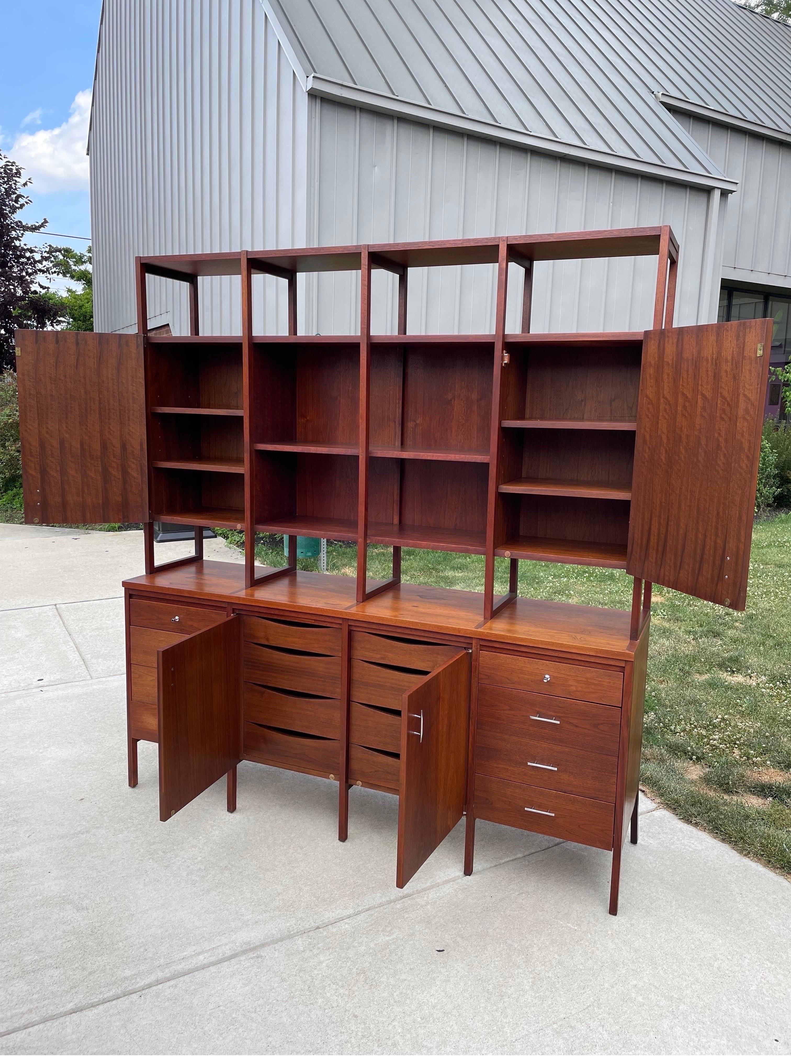 Vintage Paul McCobb's Delineator line for Lane Furniture wall unit featuring plenty of cabinets and drawers for optimal storage needs.
