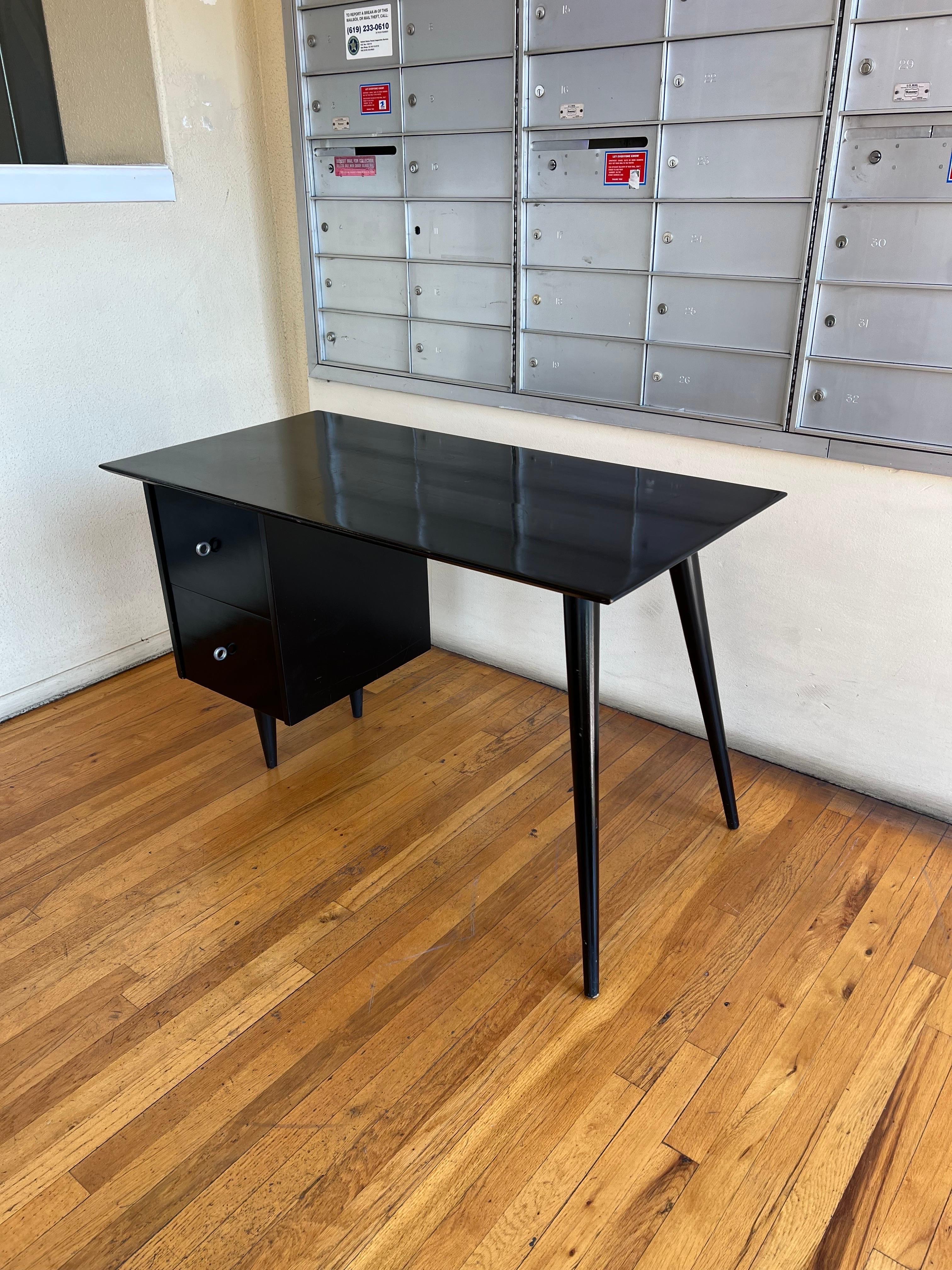 Paul McCobb Desk and Chair from the Planner Group by Winchendon In Fair Condition In San Diego, CA