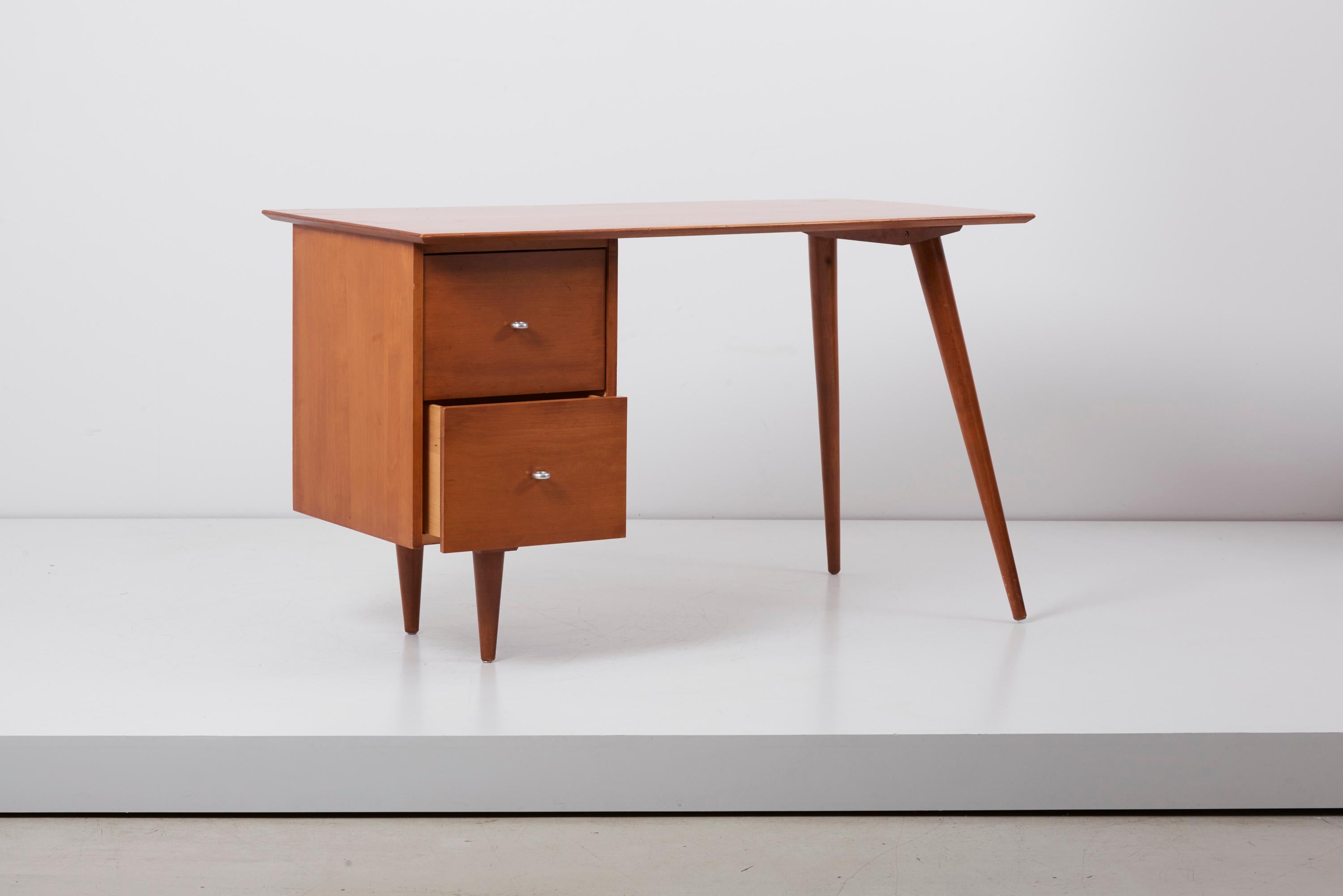 Paul McCobb Desk for Planner Group in Solid Maple, 1950s 4