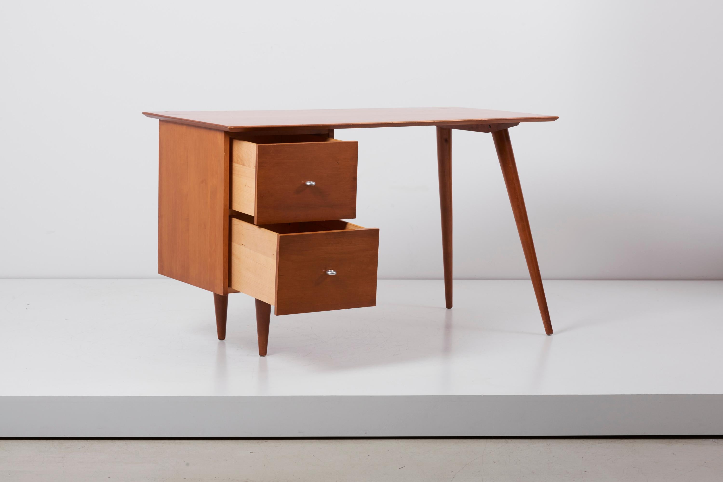 Paul McCobb Desk for Planner Group in Solid Maple, 1950s 6