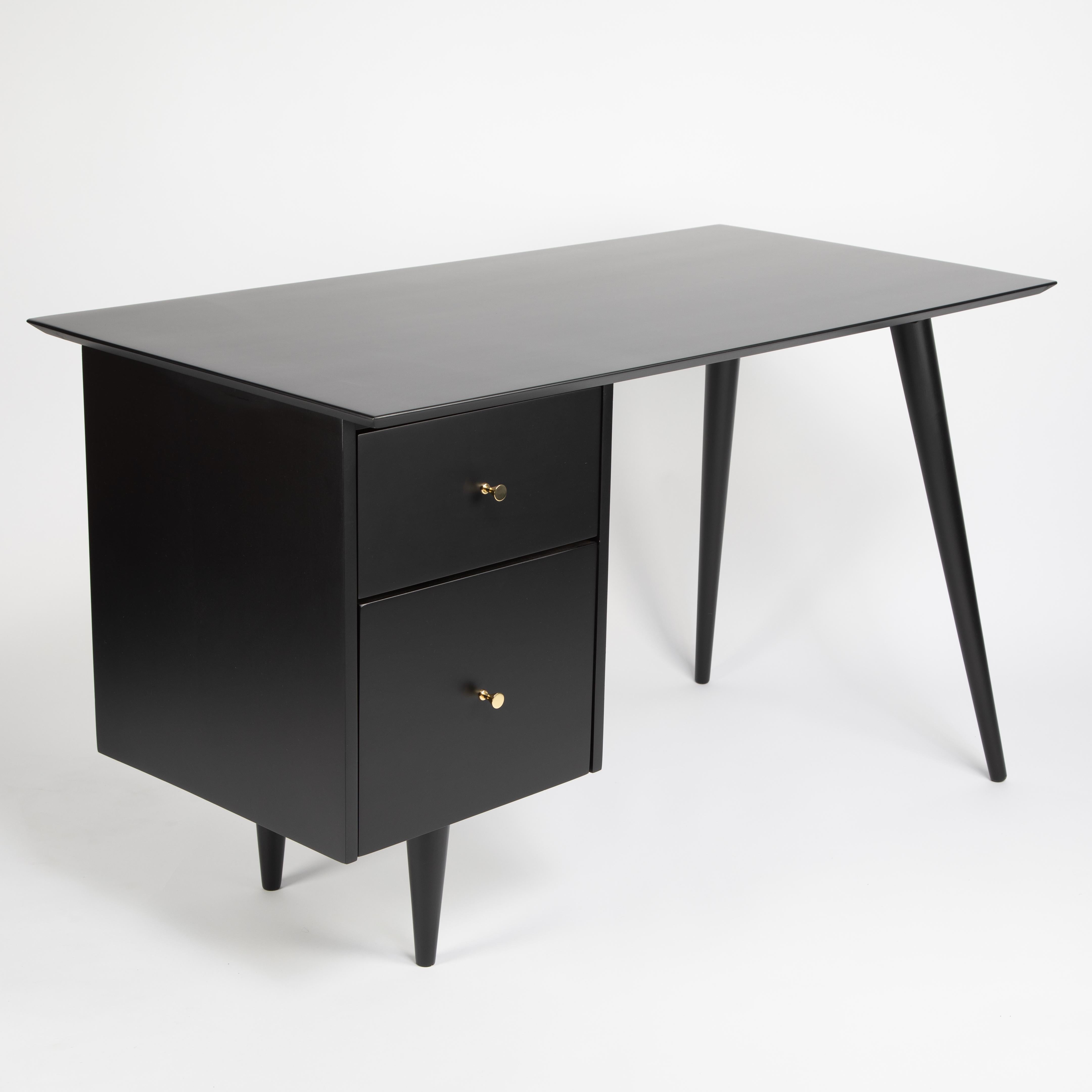 American Paul McCobb Desk with Tapered Legs, circa 1950s For Sale