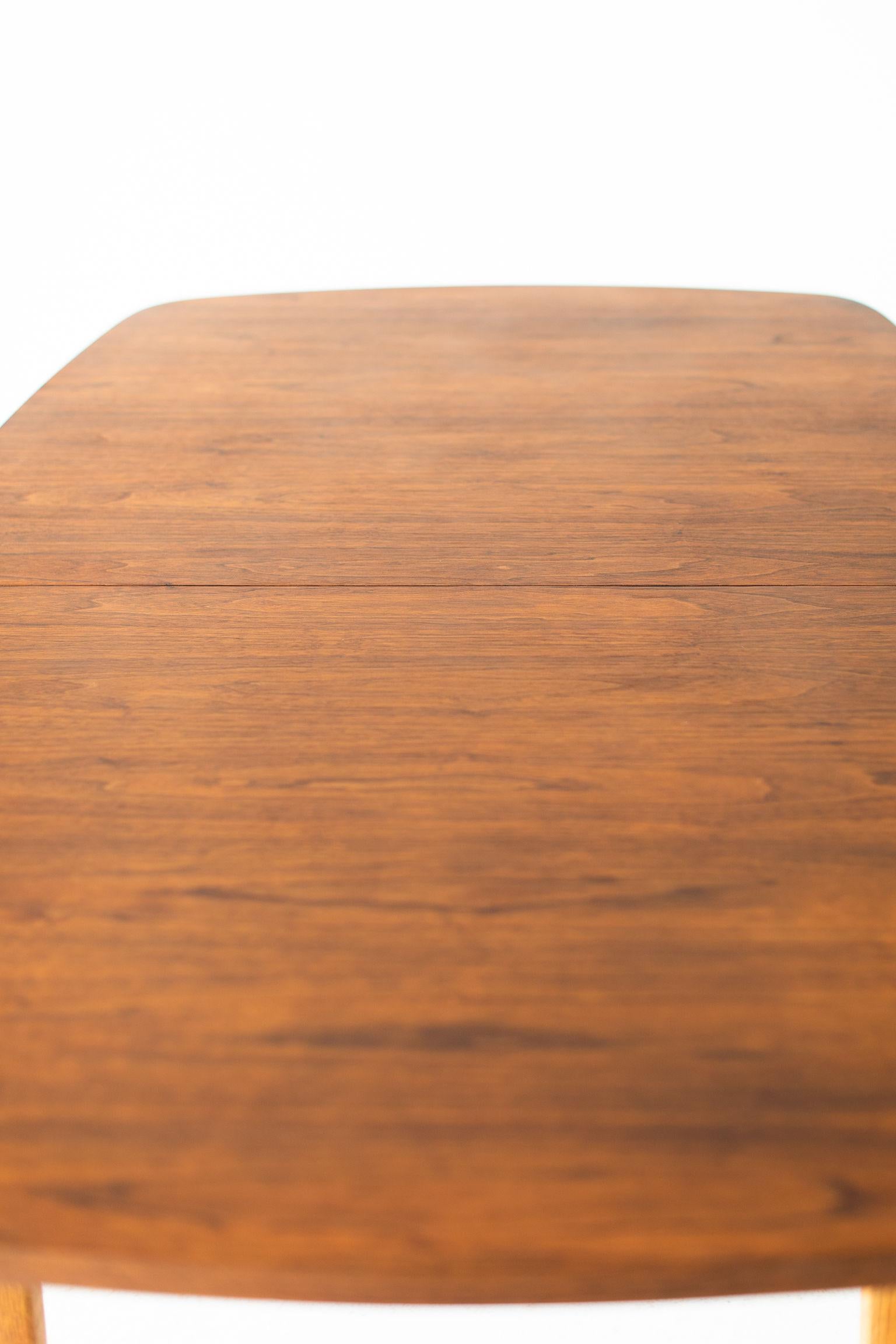 Walnut Paul McCobb Dining Table for Lane Delineator Group
