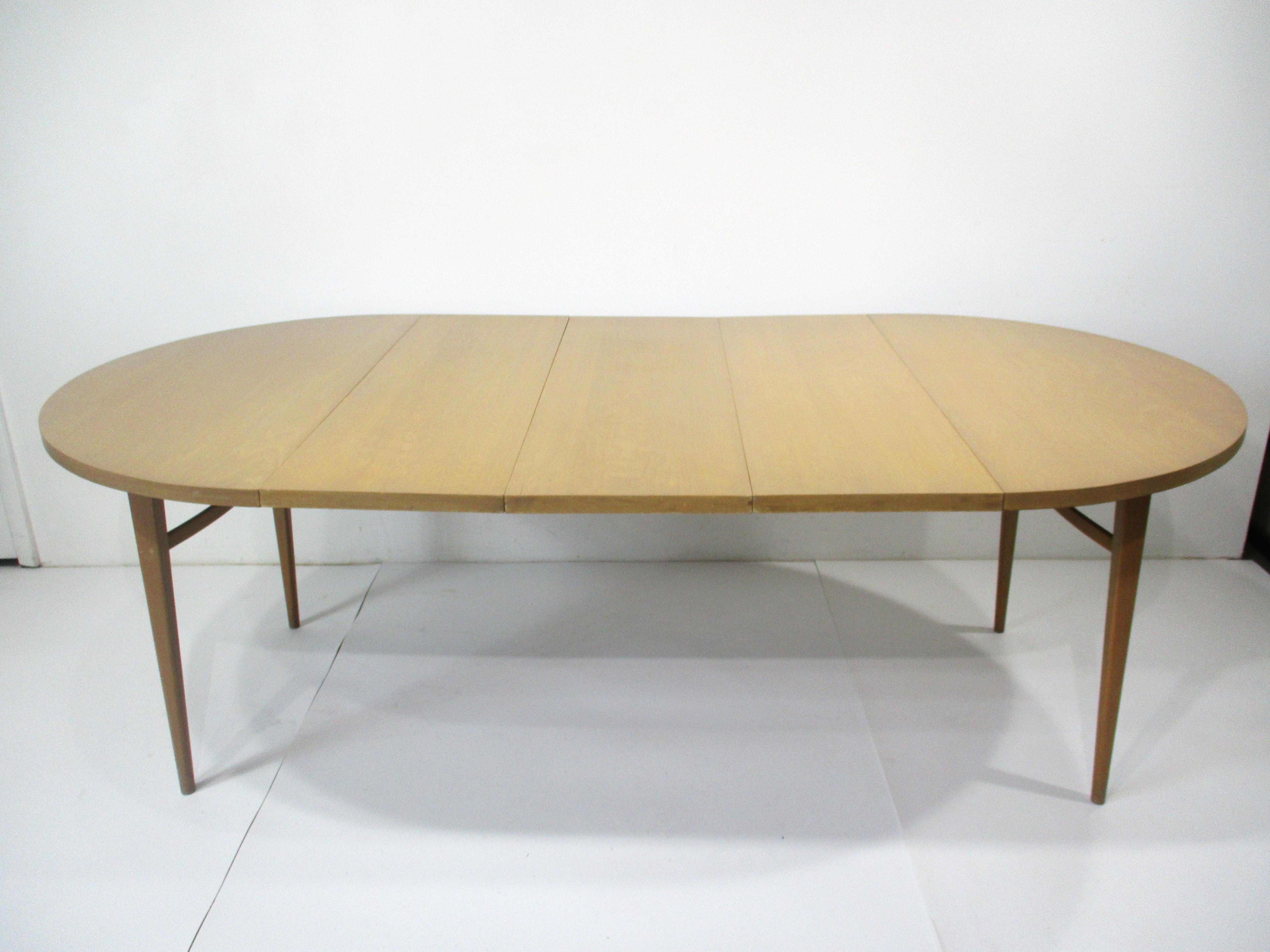 Mid-Century Modern Table de salle à manger Paul McCobb de la collection Perimeter Group  en vente