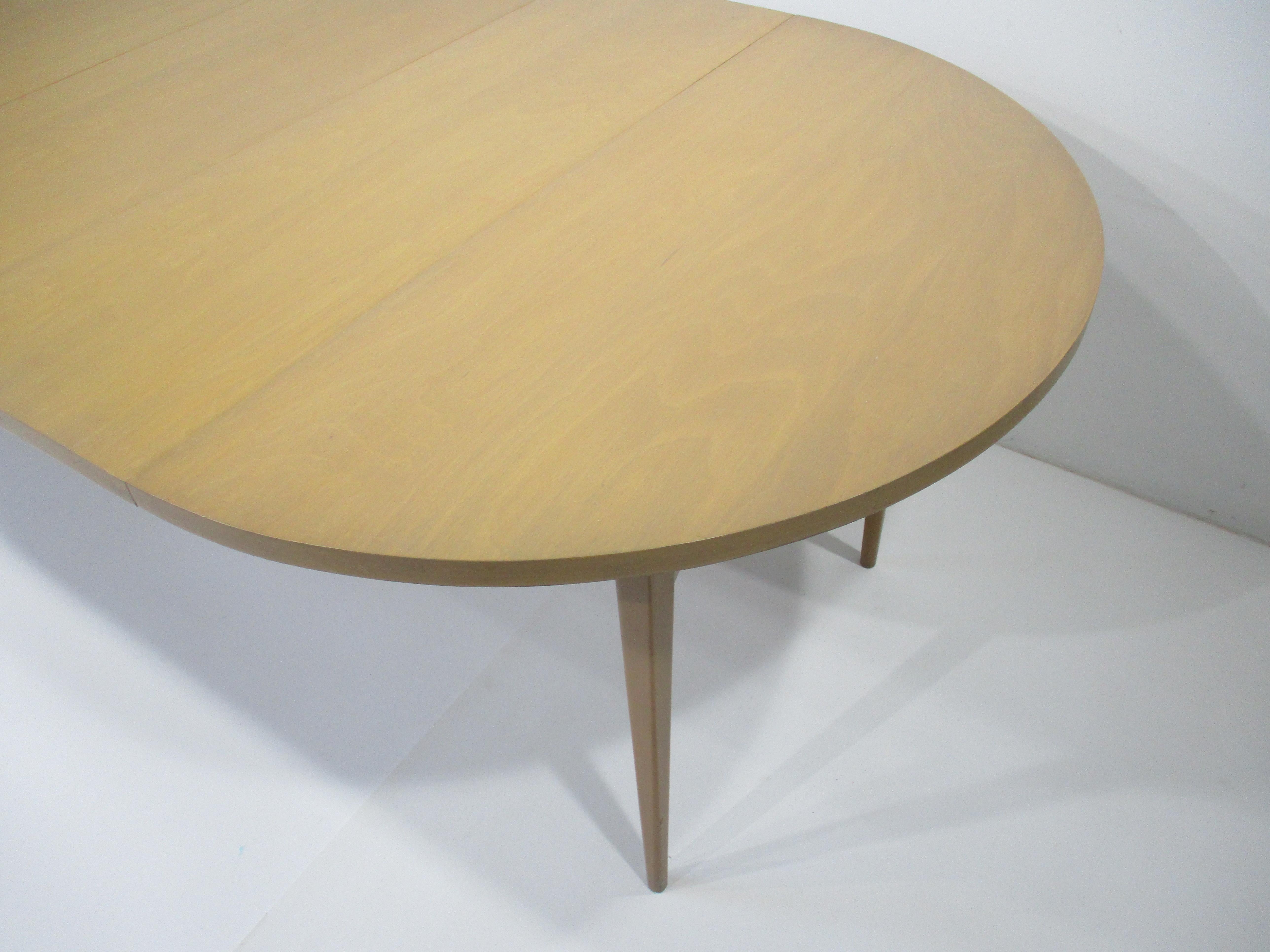 American Paul McCobb Dining Table from the Perimeter Group Collection  For Sale