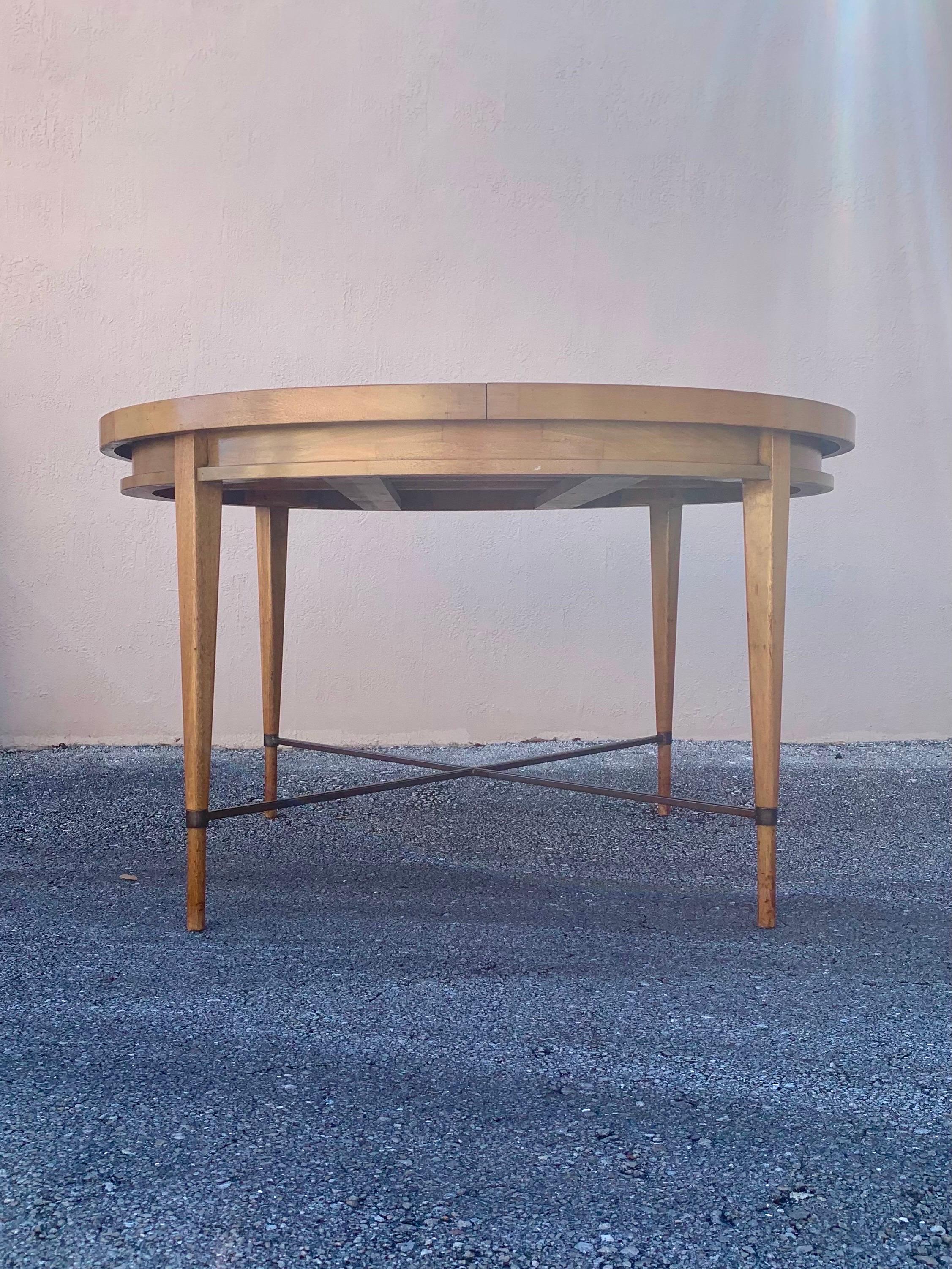 American Paul McCobb Dining Table with Brass Stretcher for Calvin For Sale