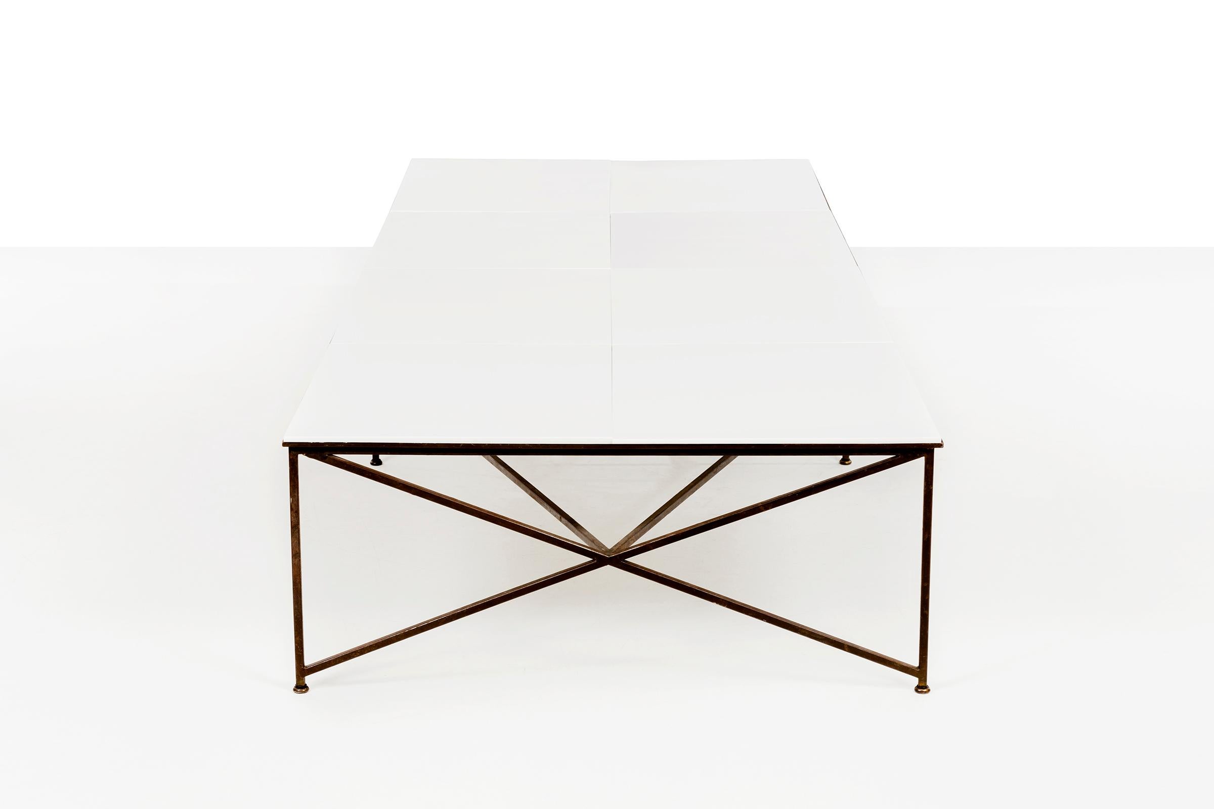 Paul McCobb Display or Cocktail Table For Sale 2