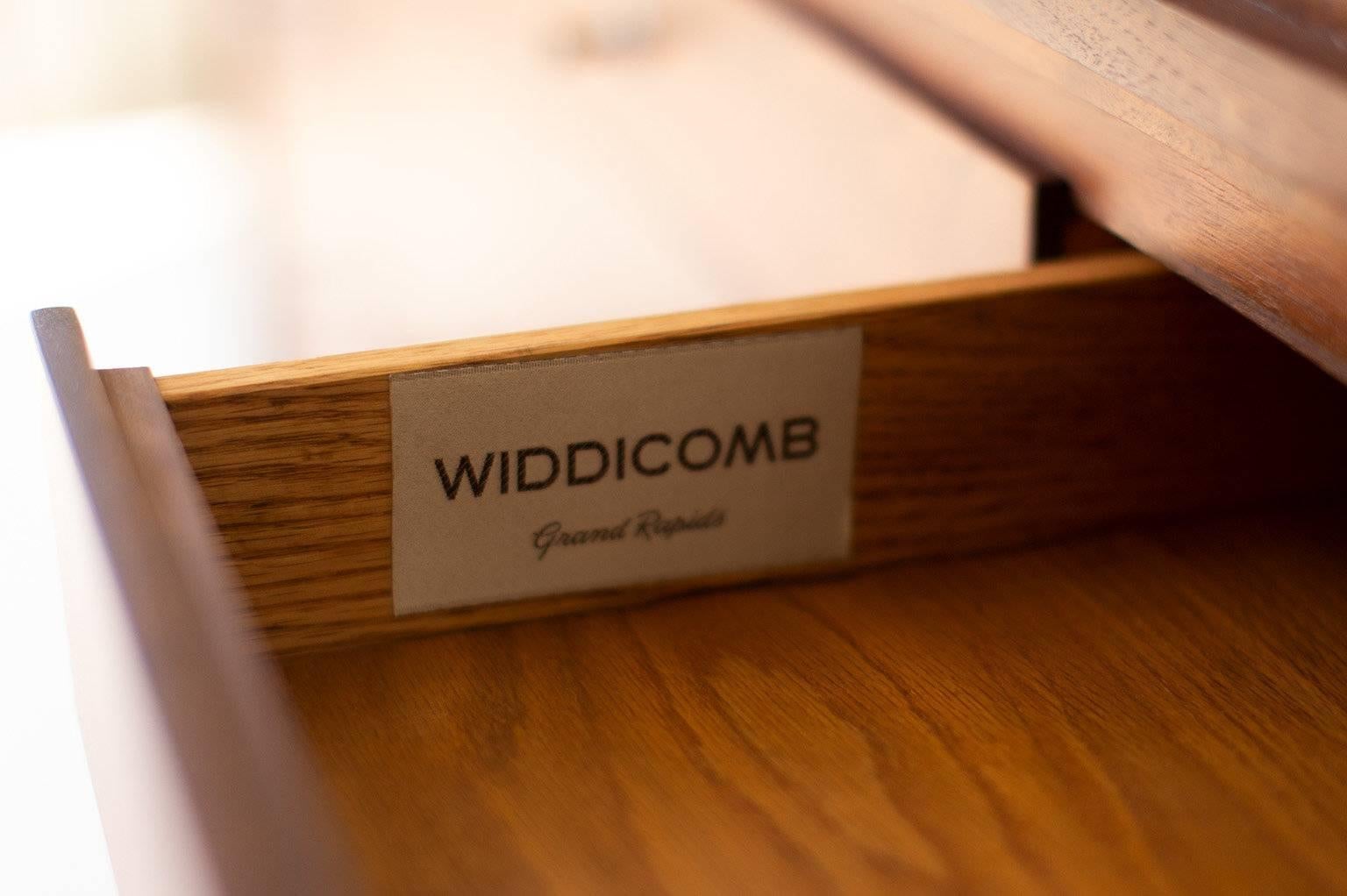 Paul McCobb Dresser für Widdicomb: Grand Rapids Kollektion (Aluminium)