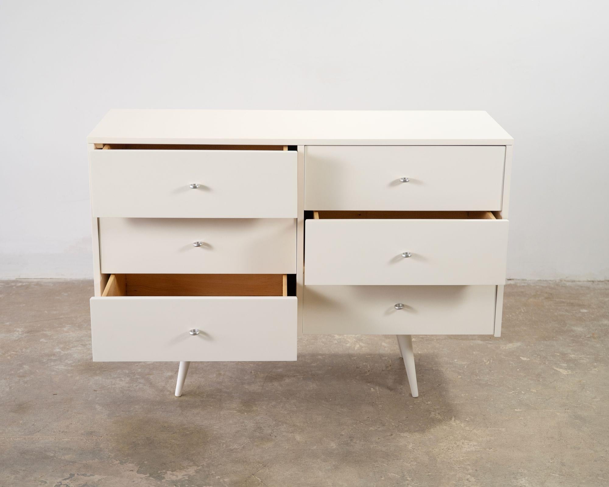 American Paul McCobb Dresser in White Lacquer from the Planner Group for Winchendon 1950s