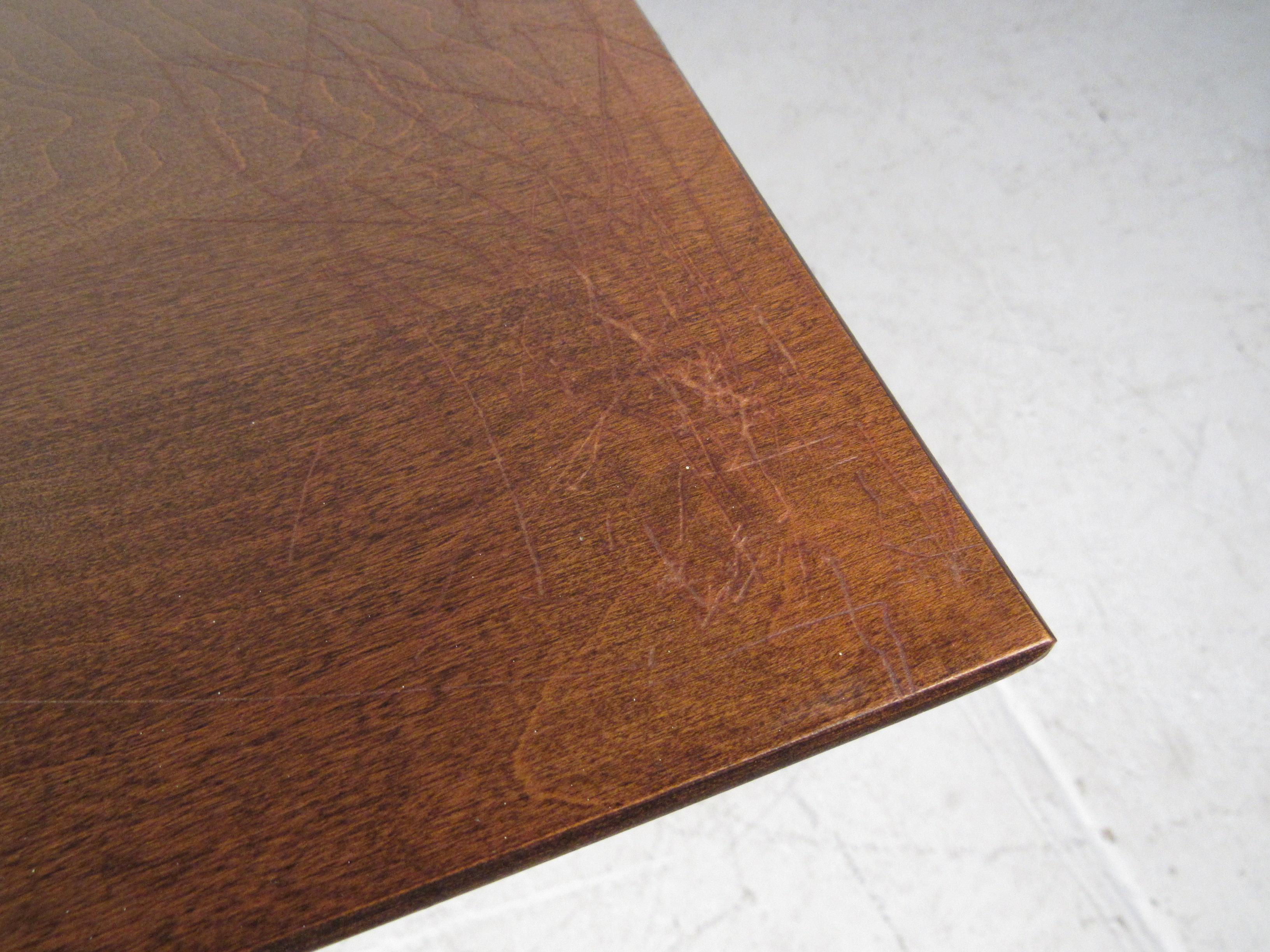 Paul McCobb for Planner Group End Table In Good Condition For Sale In Brooklyn, NY