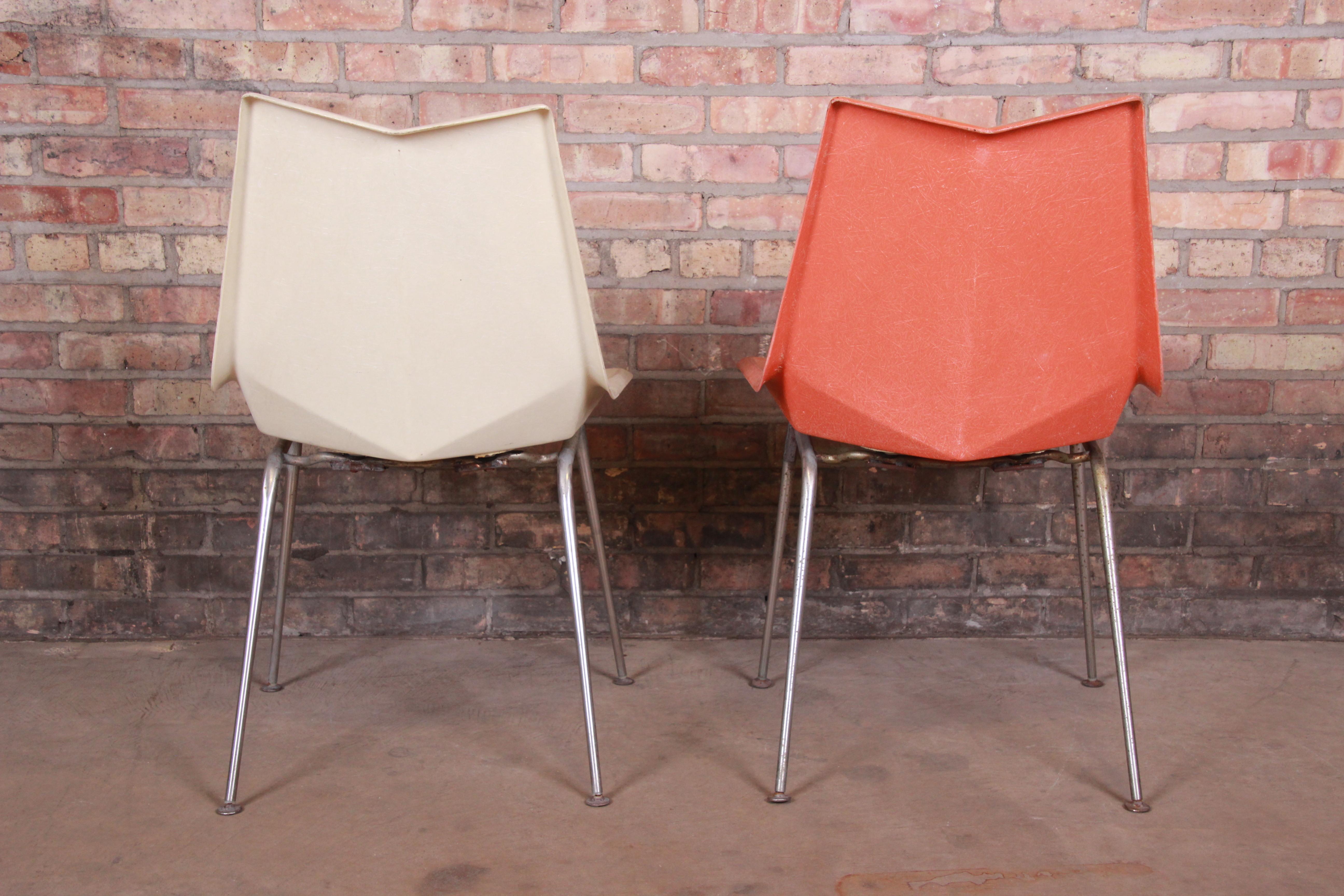 Mid-20th Century Paul McCobb Fiberglass Origami Chairs, Pair