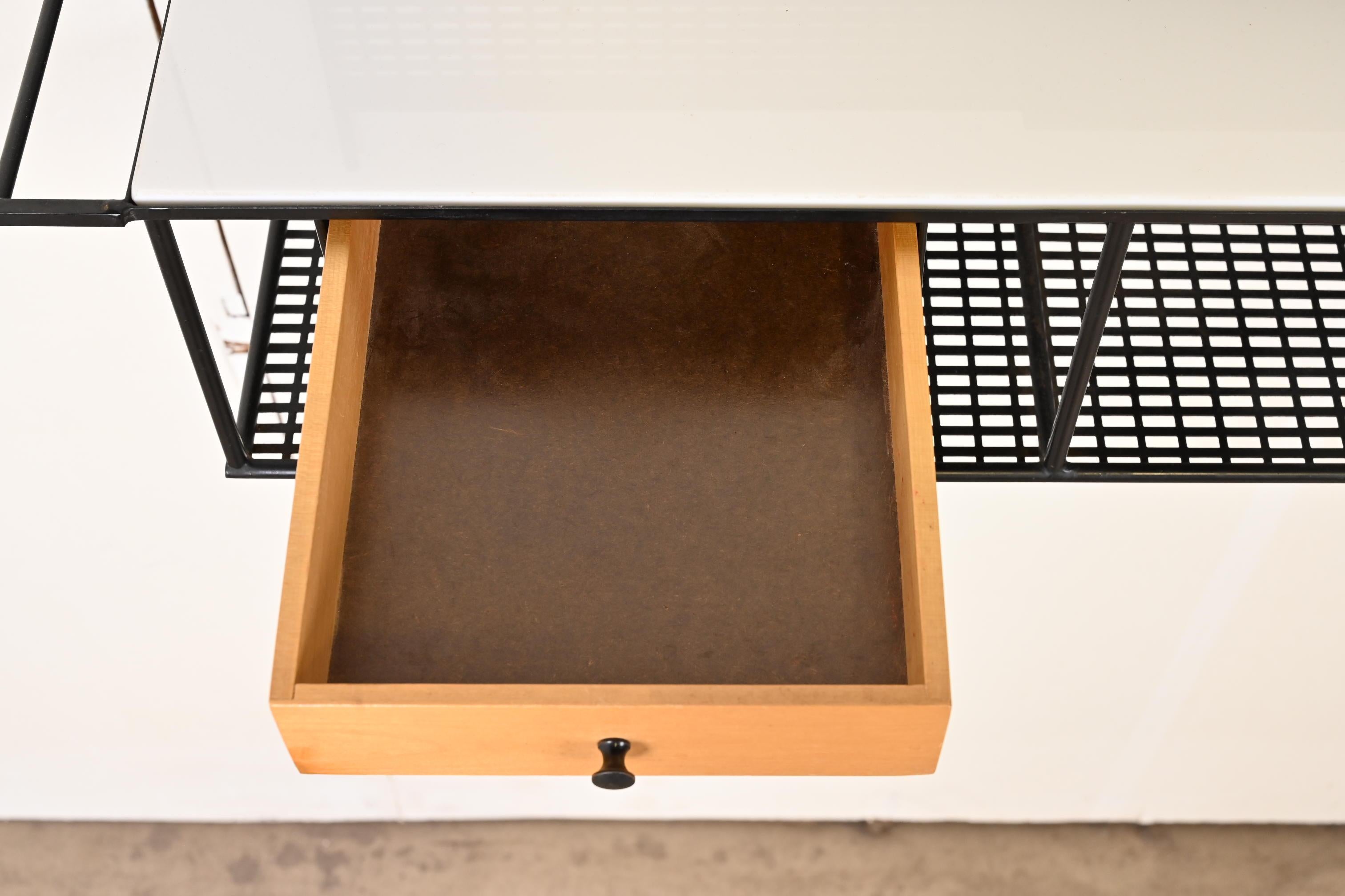 Paul McCobb for Bryce Originals Wall-Mounted Floating Console, 1950s 3