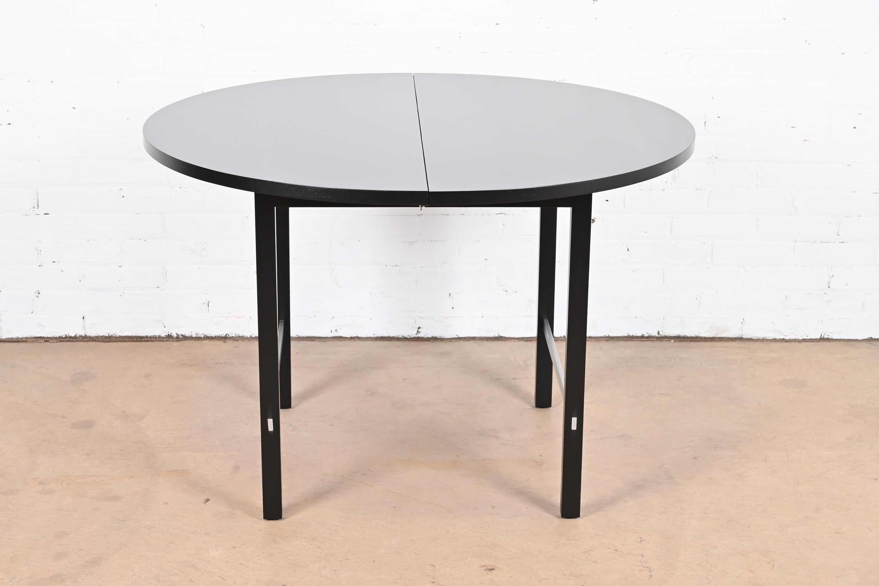 Paul McCobb for Calvin Black Lacquered Extension Dining Table, Newly Refinished For Sale 3