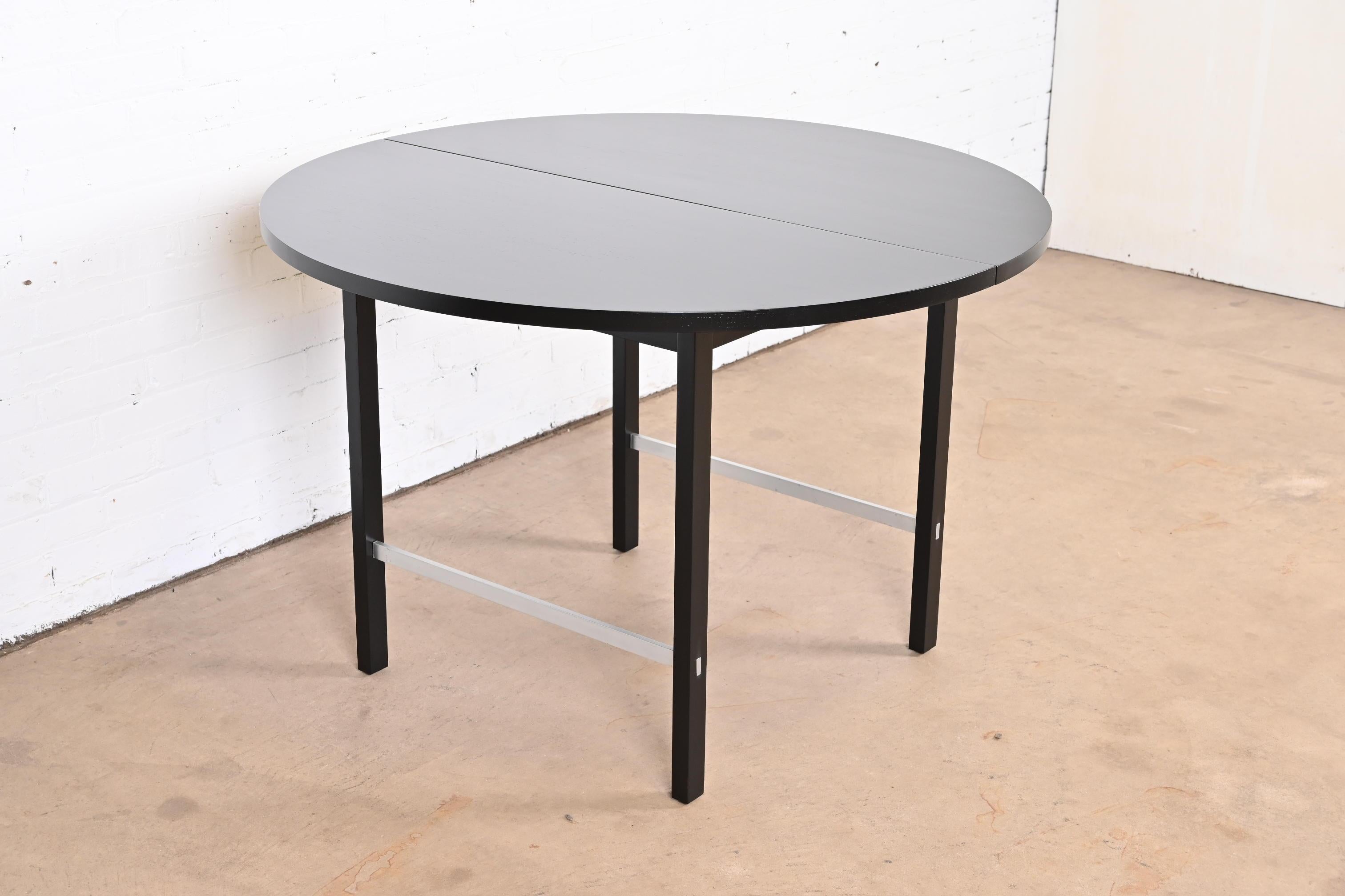 Paul McCobb for Calvin Black Lacquered Extension Dining Table, Newly Refinished For Sale 5