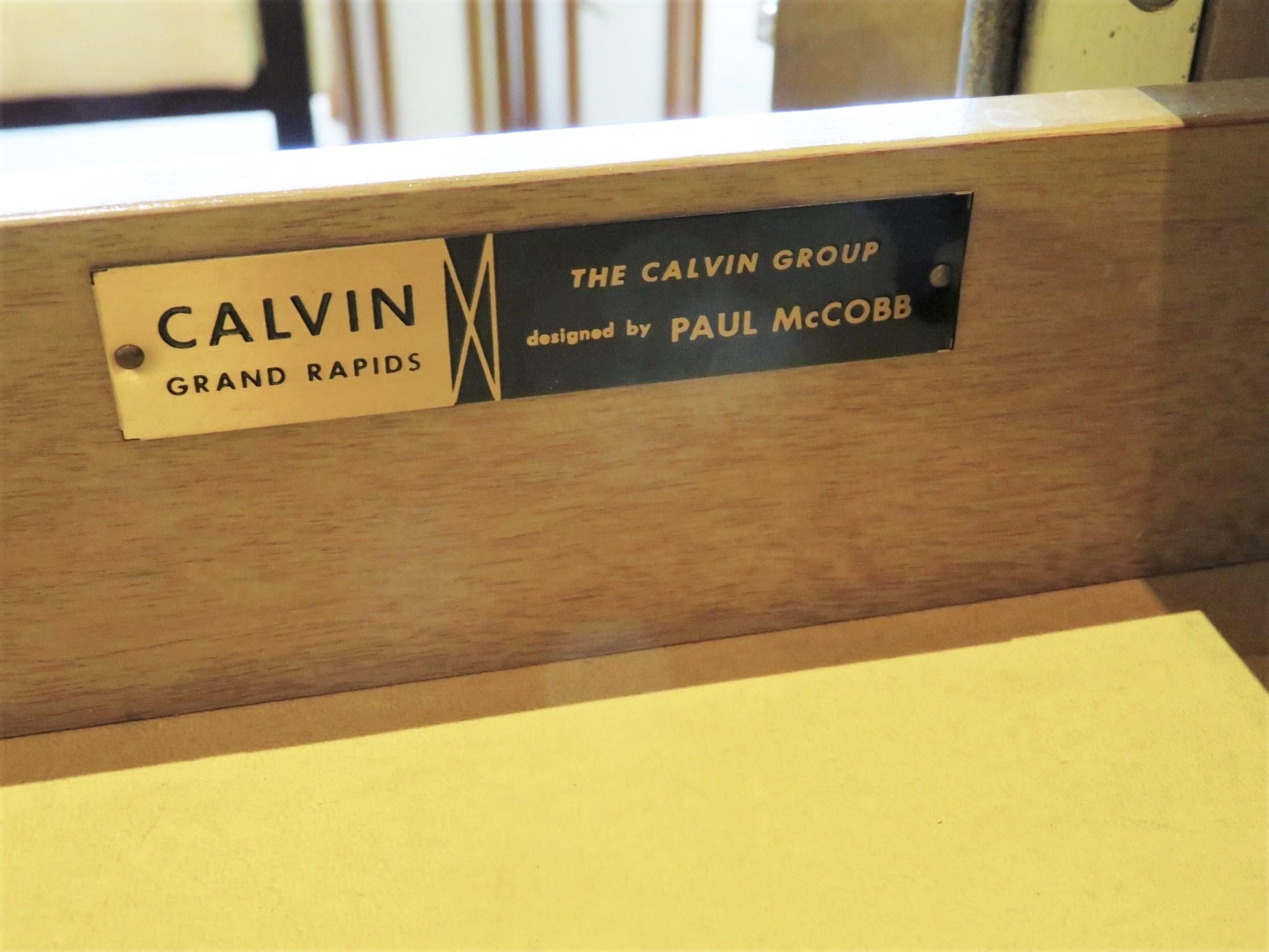 Paul McCobb for Calvin Cane Front Doors 8 Drawers Mahogany Dresser / Commode 10