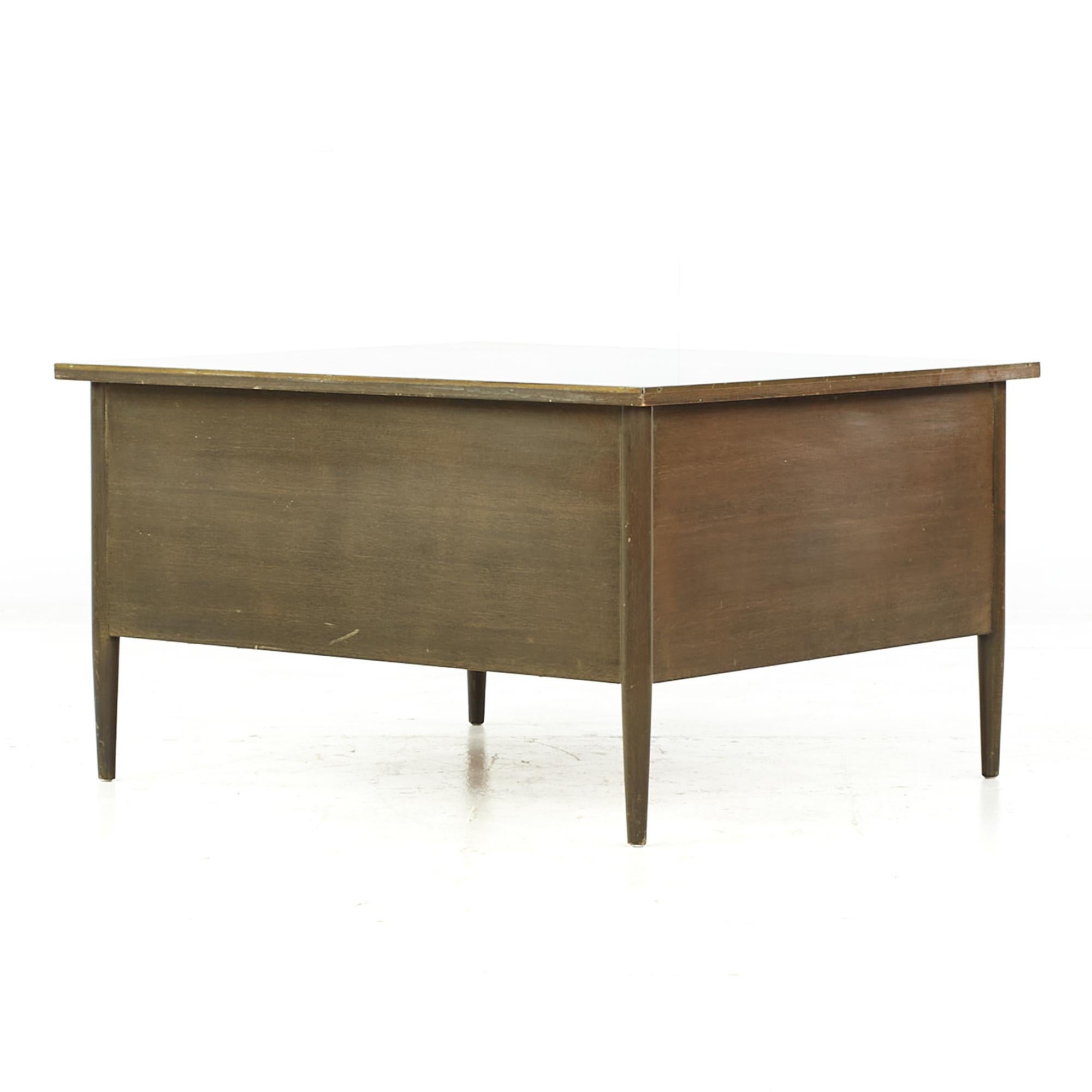 Paul McCobb pour la collection Calvin Connoisseur table d'appoint du milieu du siècle dernier en vente 1