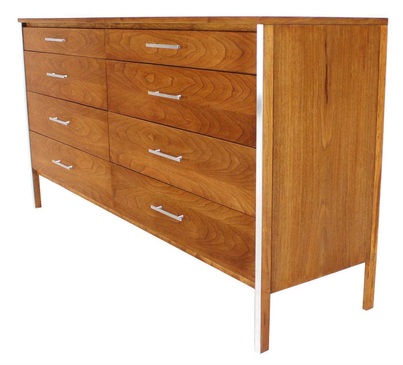 Paul McCobb for calving light walnut double dresser in excellent condition.