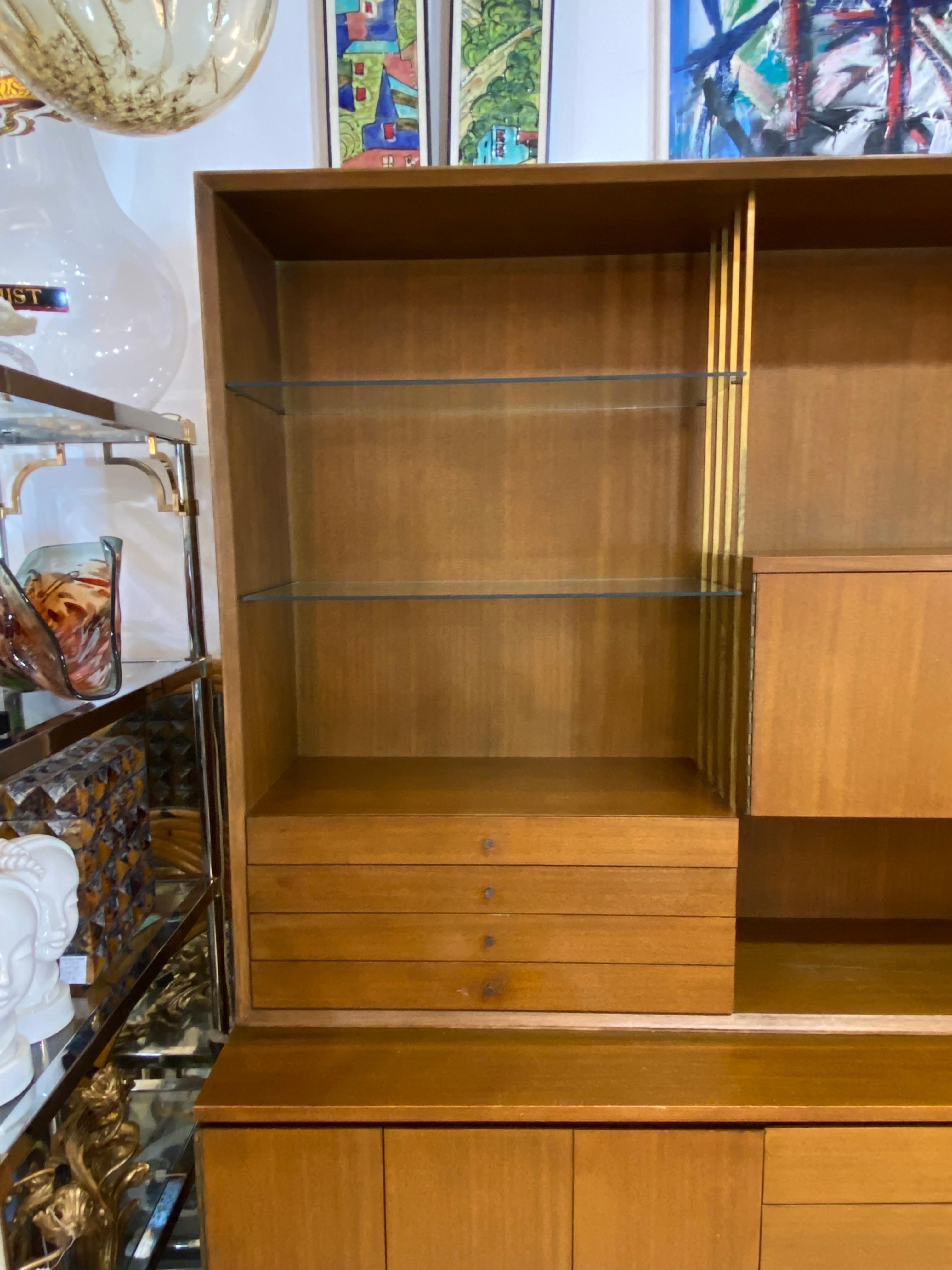 Paul McCobb for Calvin Etagere/Cabinet/Breakfront In Good Condition For Sale In West Palm Beach, FL