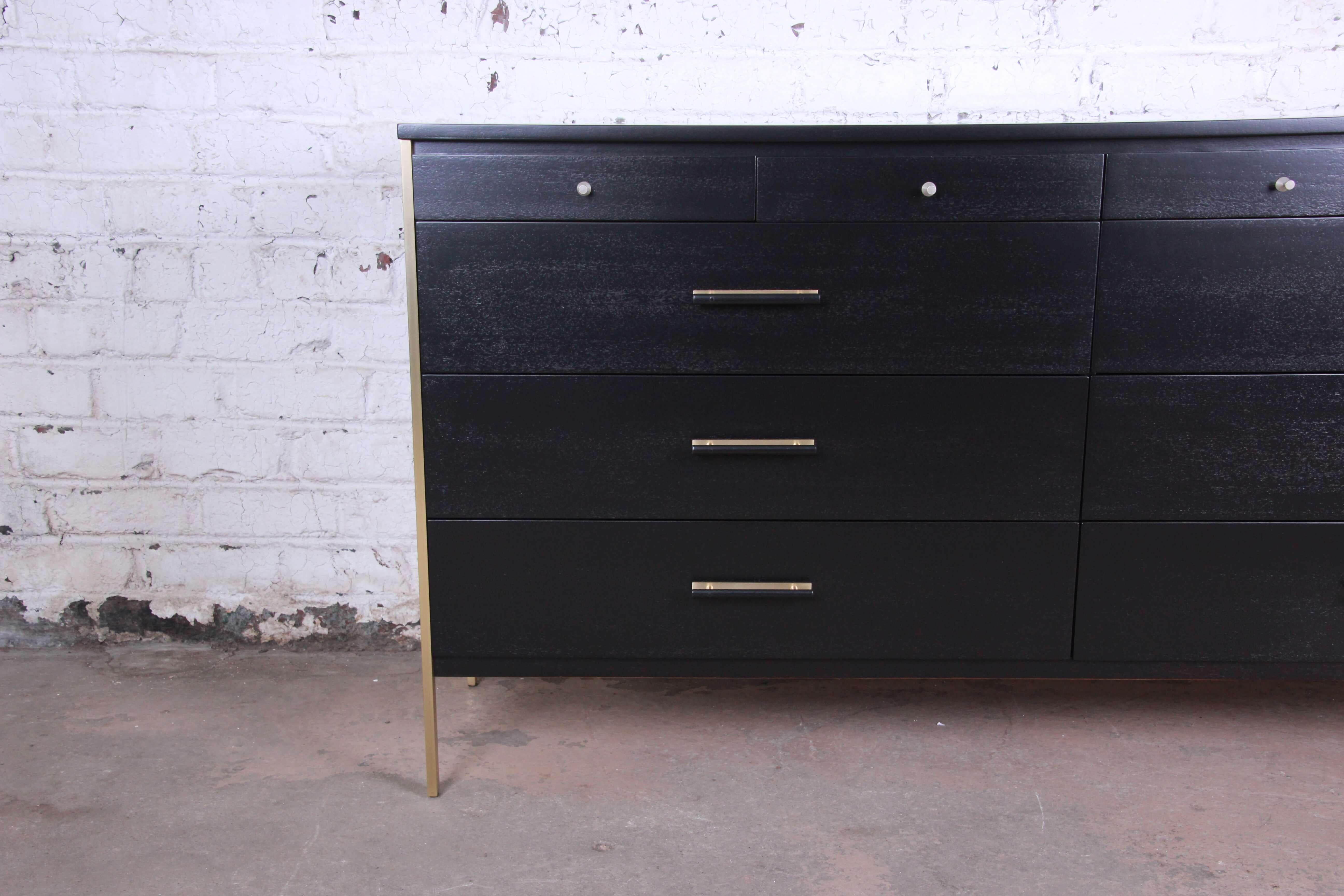Paul McCobb for Calvin Furniture Long Dresser In Good Condition In South Bend, IN