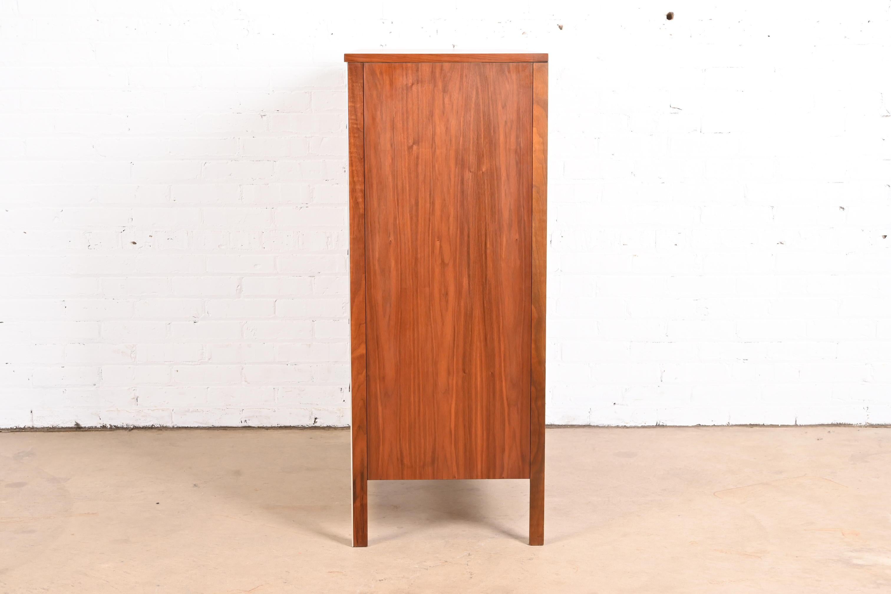 Paul McCobb for Calvin Furniture Mid-Century Modern Walnut Highboy Dresser 6
