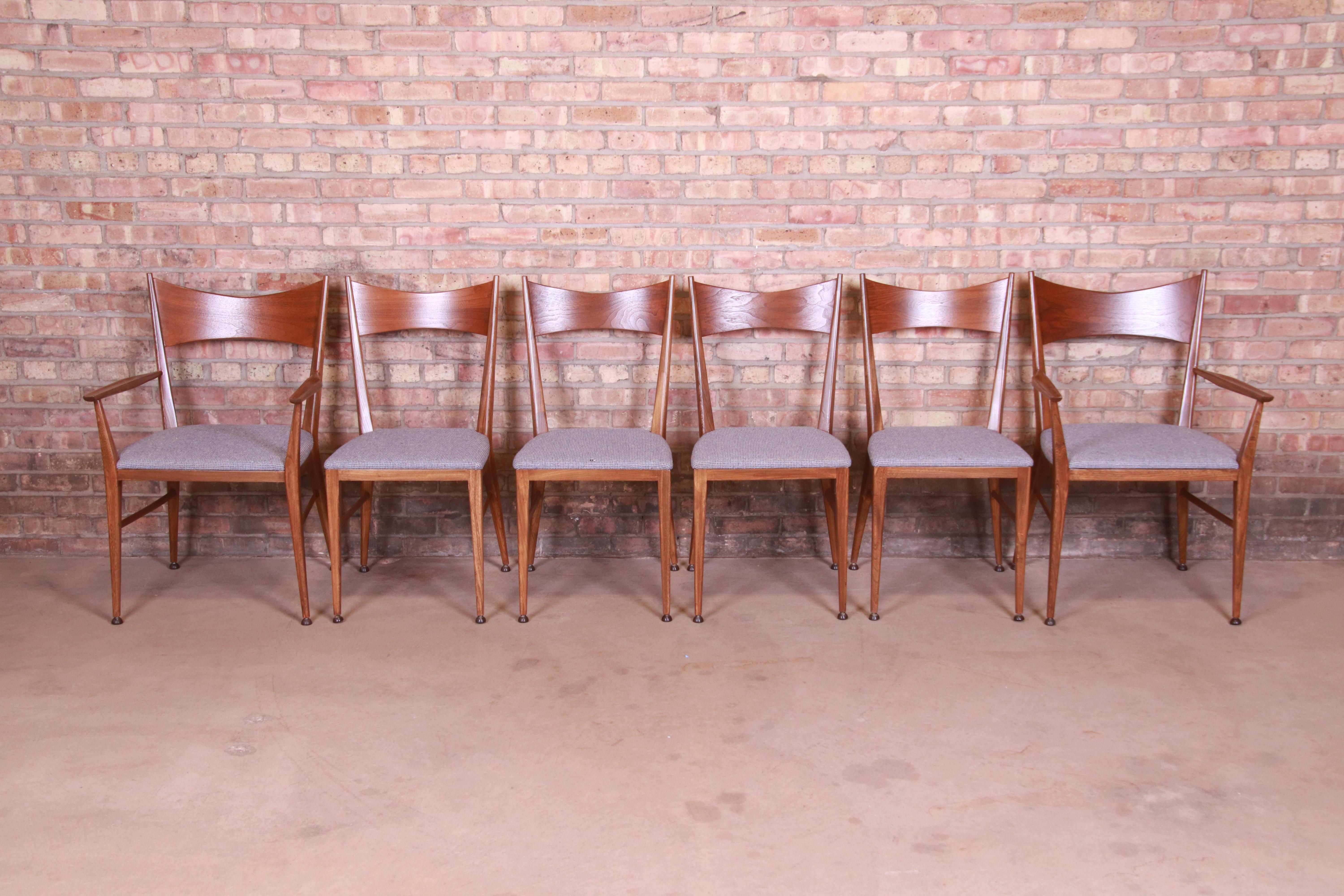 An exceptional set of six Mid-Century Modern dining chairs

By Paul McCobb for Calvin Furniture 