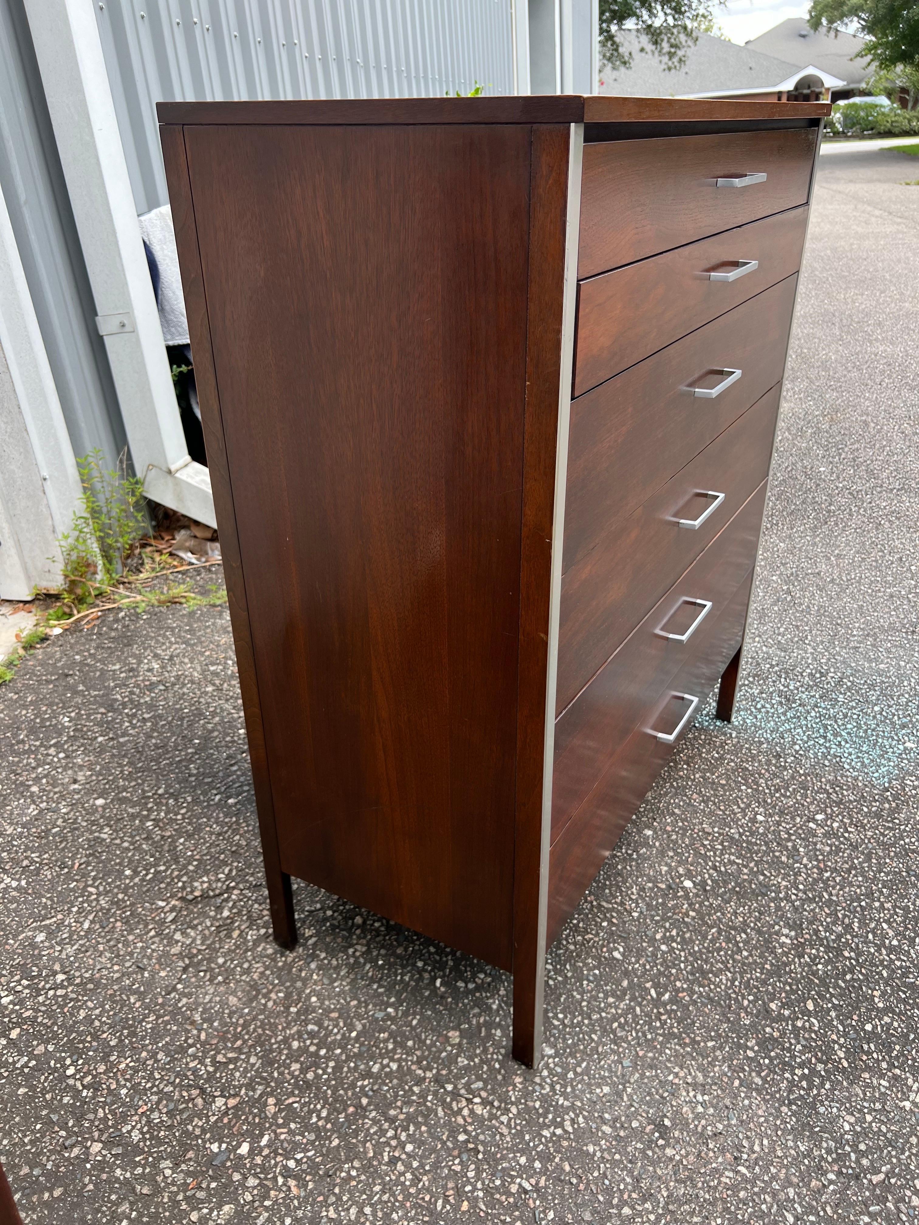 Paul McCobb per Calvin Highboy Dresser in vendita 2