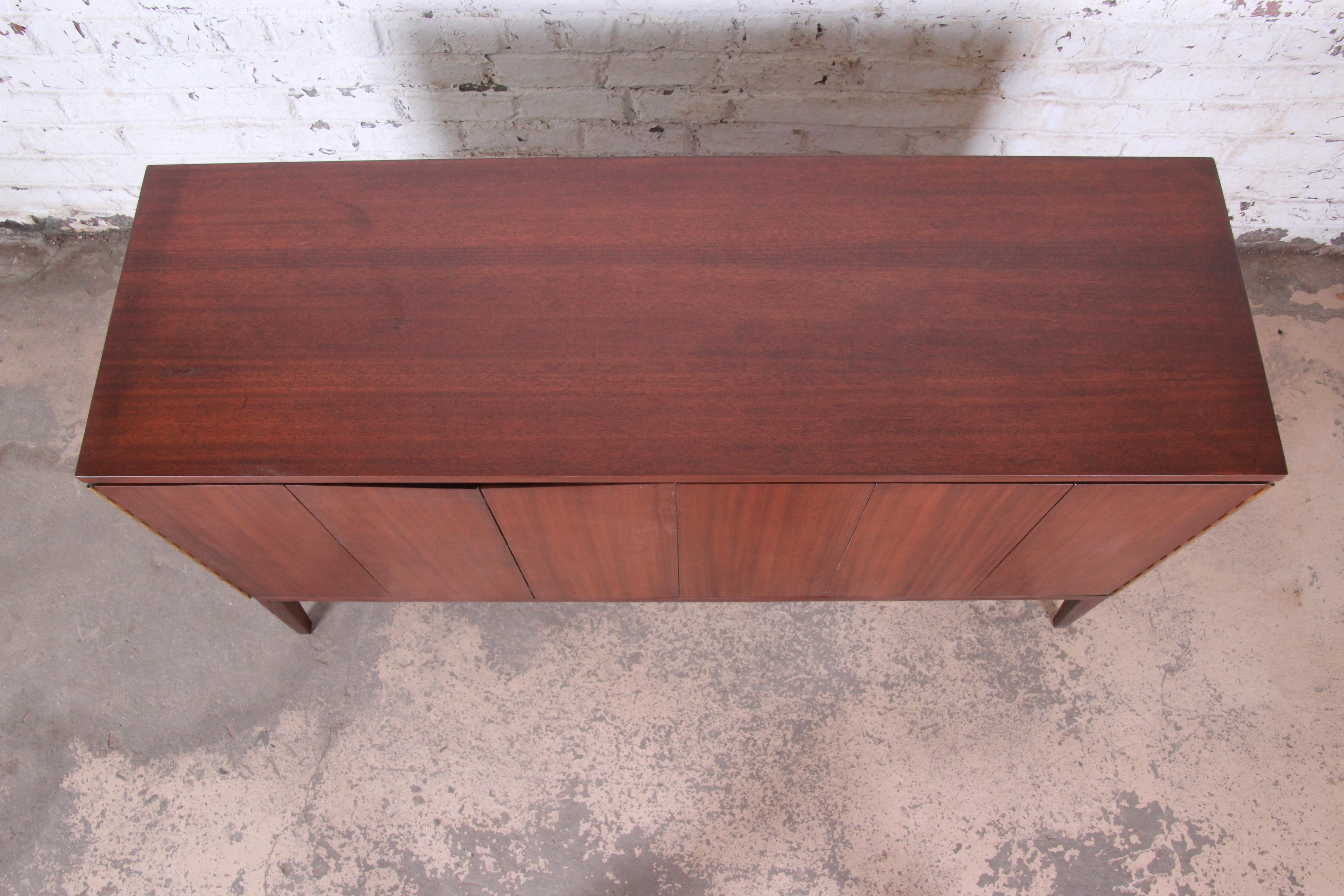 Paul McCobb for Calvin Irwin Collection Mahogany Sideboard Credenza, Restored In Good Condition In South Bend, IN