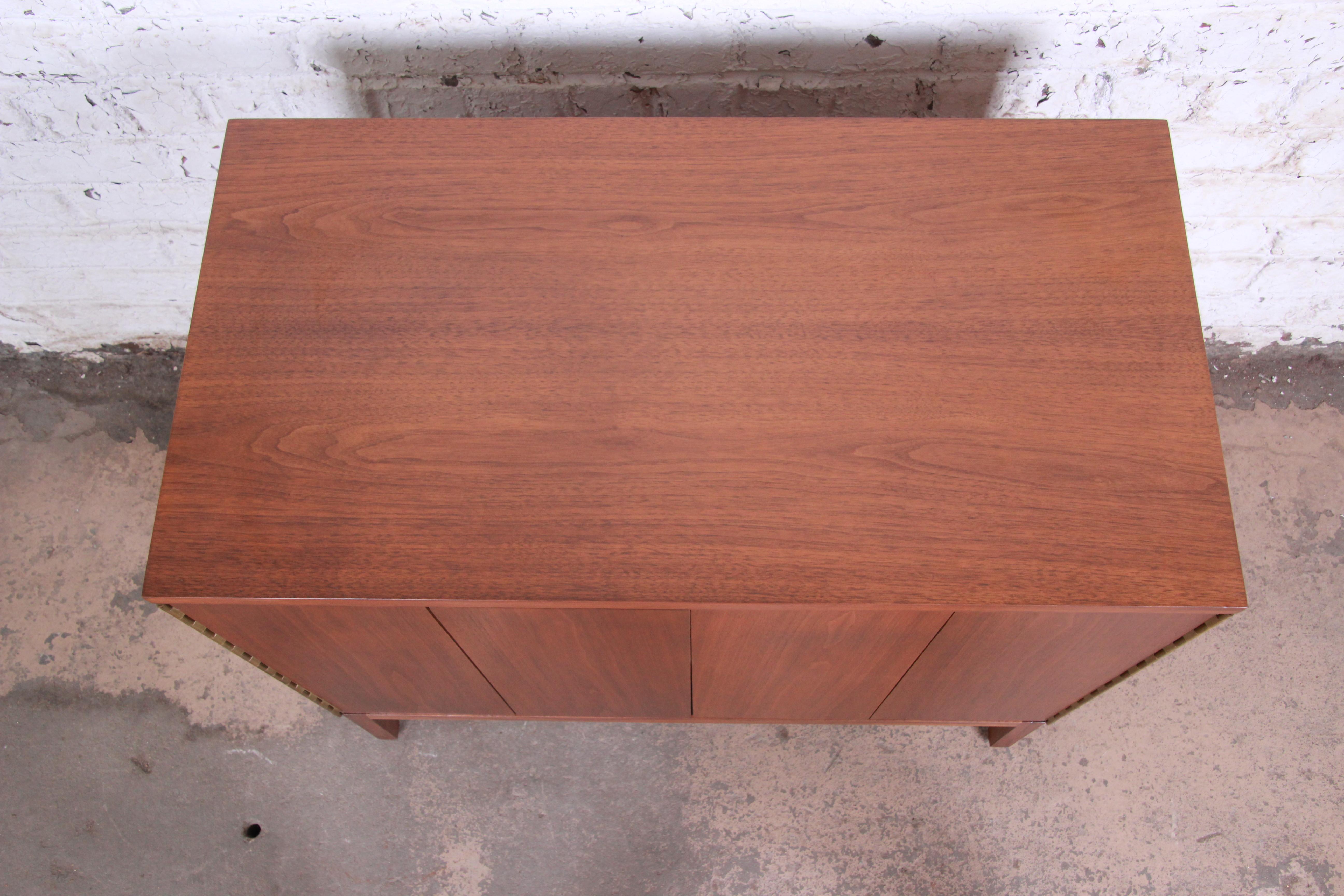 Paul McCobb for Calvin Irwin Collection Mahogany Sideboard or Bar Cabinet 1