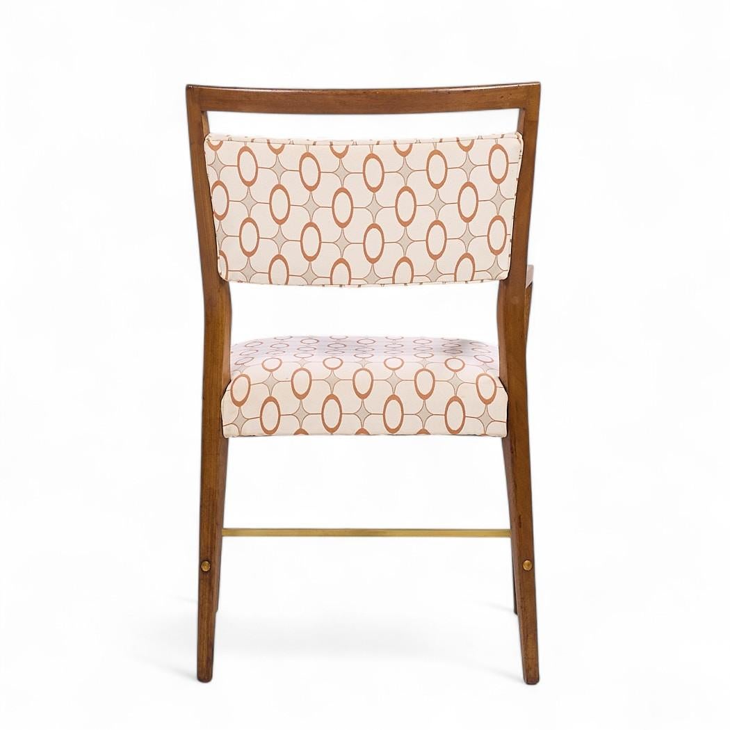 Paul McCobb pour la Collection IRWIN Chaises de salle à manger en noyer et laiton - Lot de 8 en vente 5