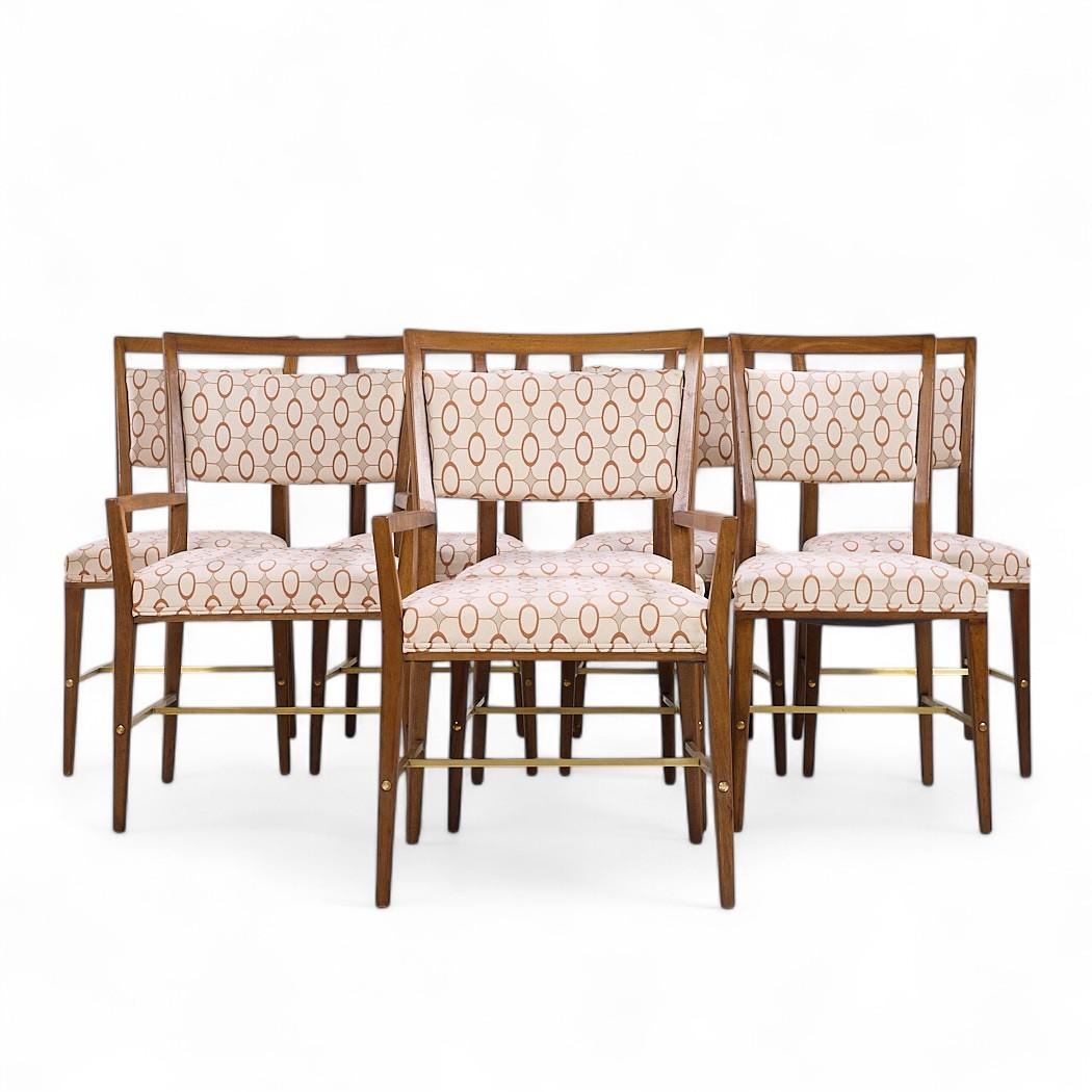 Paul McCobb for Calvin IRWIN Collection Siècle Chaises de salle à manger en noyer et laiton - Lot de 8

Chaque chaise sans accoudoir mesure : 18 de large x 21,5 de profond x 36 de haut, avec une hauteur d'assise de 19 pouces.
Chaque fauteuil