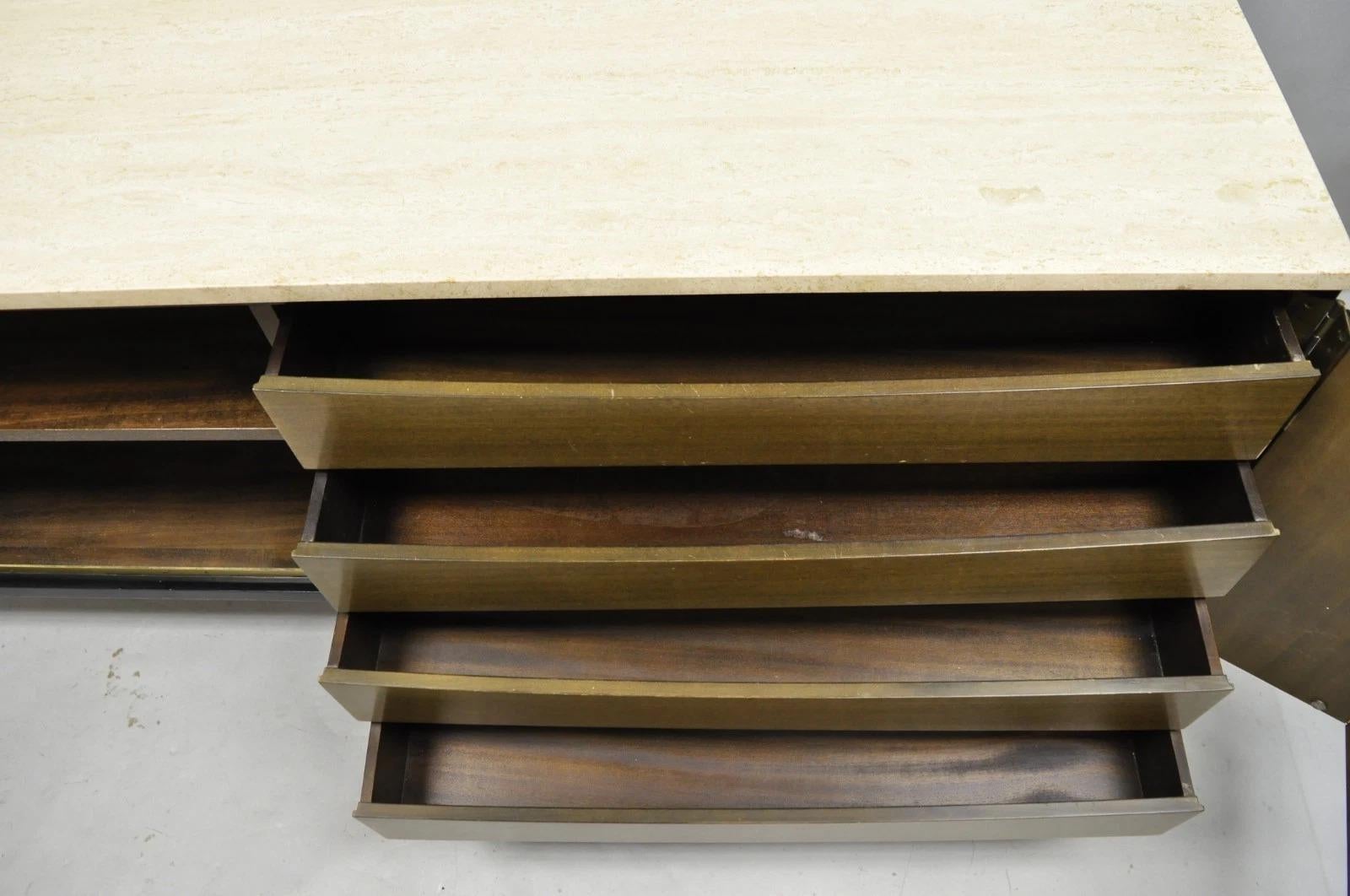 Paul McCobb per Calvin Irwin Credenza con piano in travertino e mogano nero in vendita 6