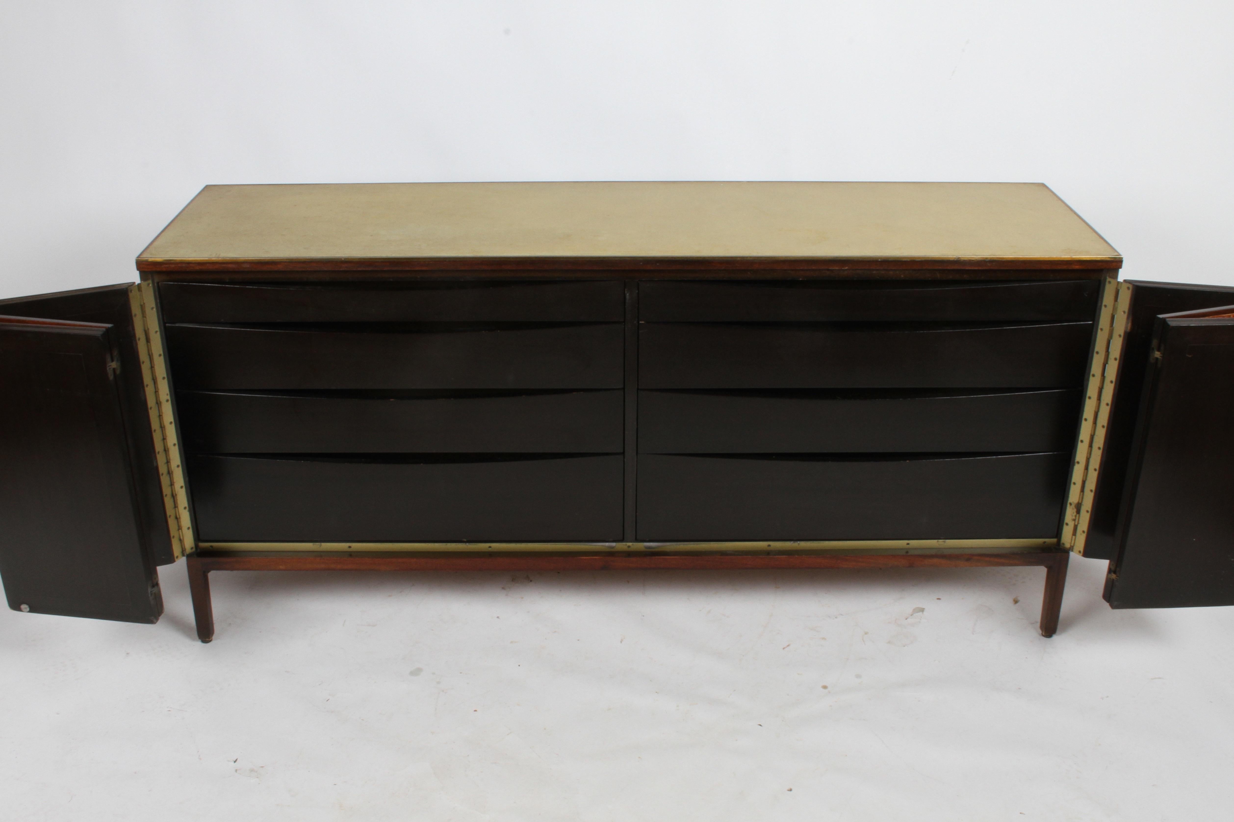 Paul McCobb for Calvin Leather Top and Caned Front Dresser or Sideboard im Zustand „Gut“ in St. Louis, MO