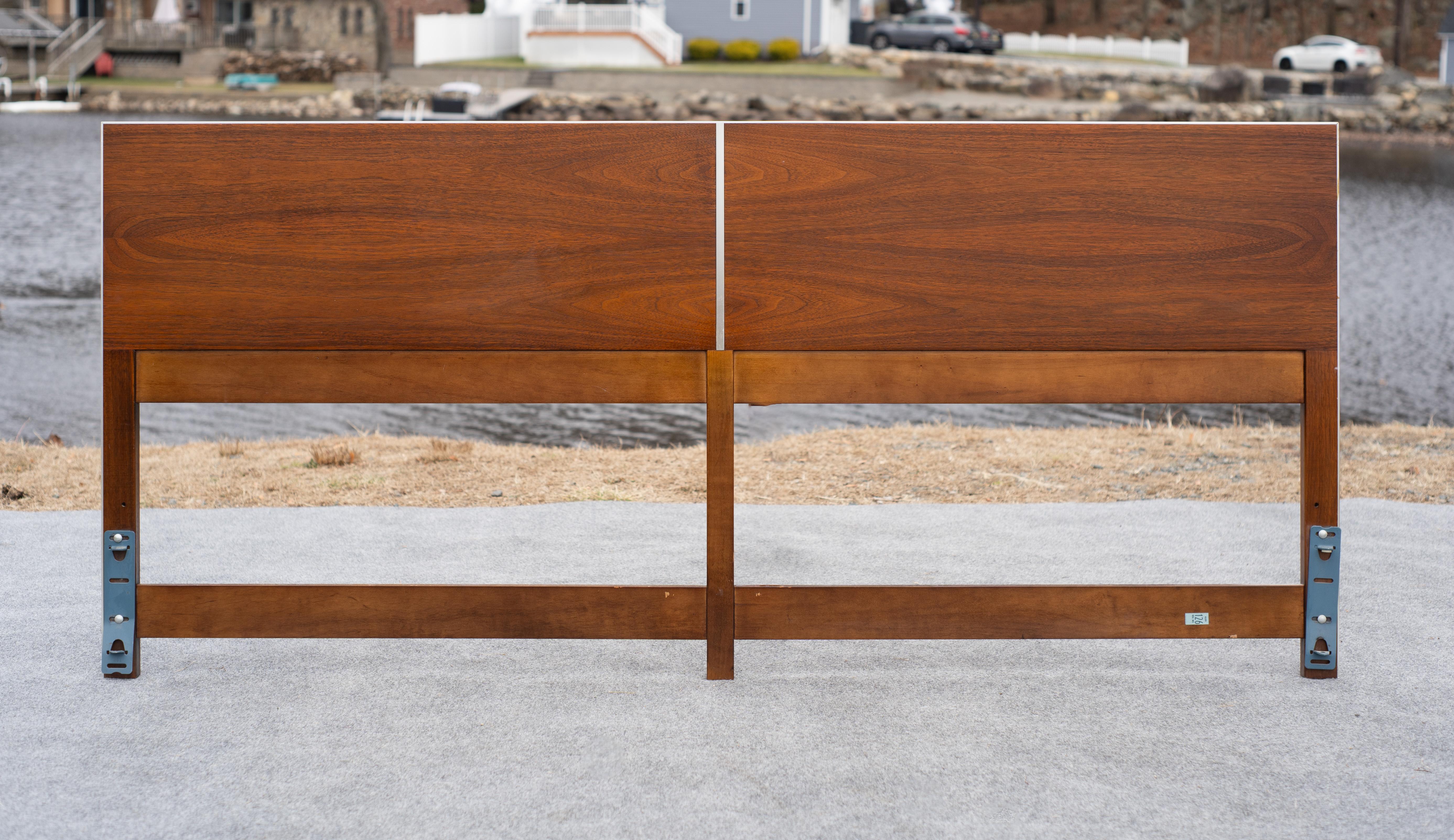 Made by Calvin Furniture, this headboard was designed by American legend Paul McCobb. Out of the hundreds of documented designs by McCobb, this line is, in our opinion, one of the best. Compared to the most popular line, Planner Group, Linear Group