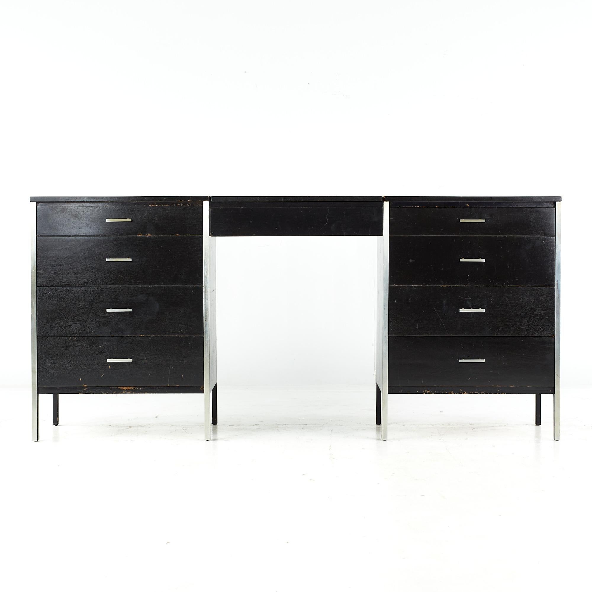 Paul McCobb for Calvin Linear midcentury vanity cabinet

This vanity cabinet measures: 75 wide x 18 deep x 40 inches high

All pieces of furniture can be had in what we call restored vintage condition. That means the piece is restored upon