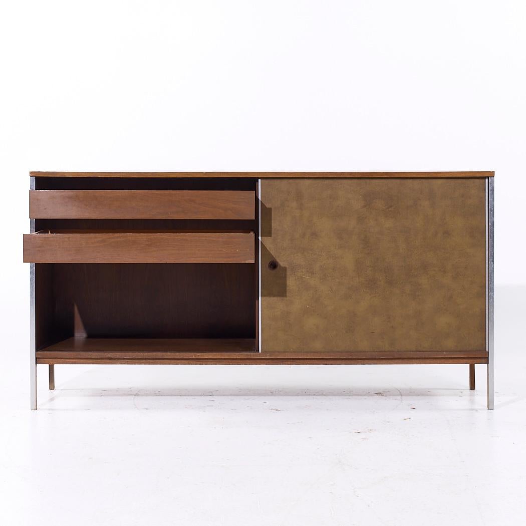 Paul McCobb for Calvin Linear Mid Century Walnut Credenza For Sale 5