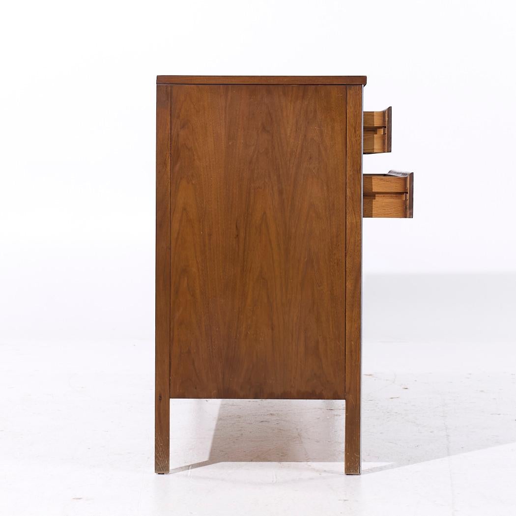 American Paul McCobb for Calvin Linear Mid Century Walnut Credenza For Sale