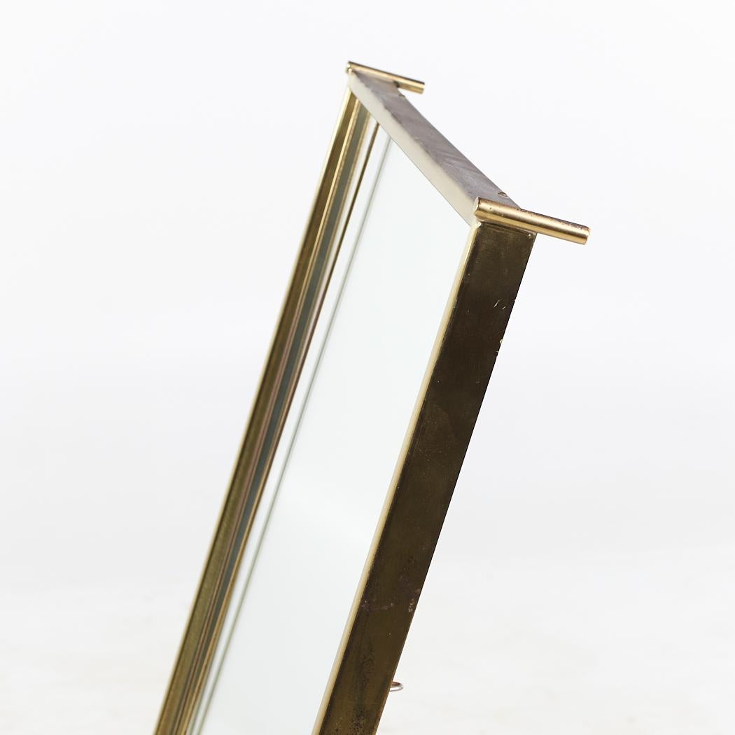 Paul McCobb for Calvin Mid Century Brass Framed Mirror (Miroir encadré en laiton) Bon état - En vente à Countryside, IL