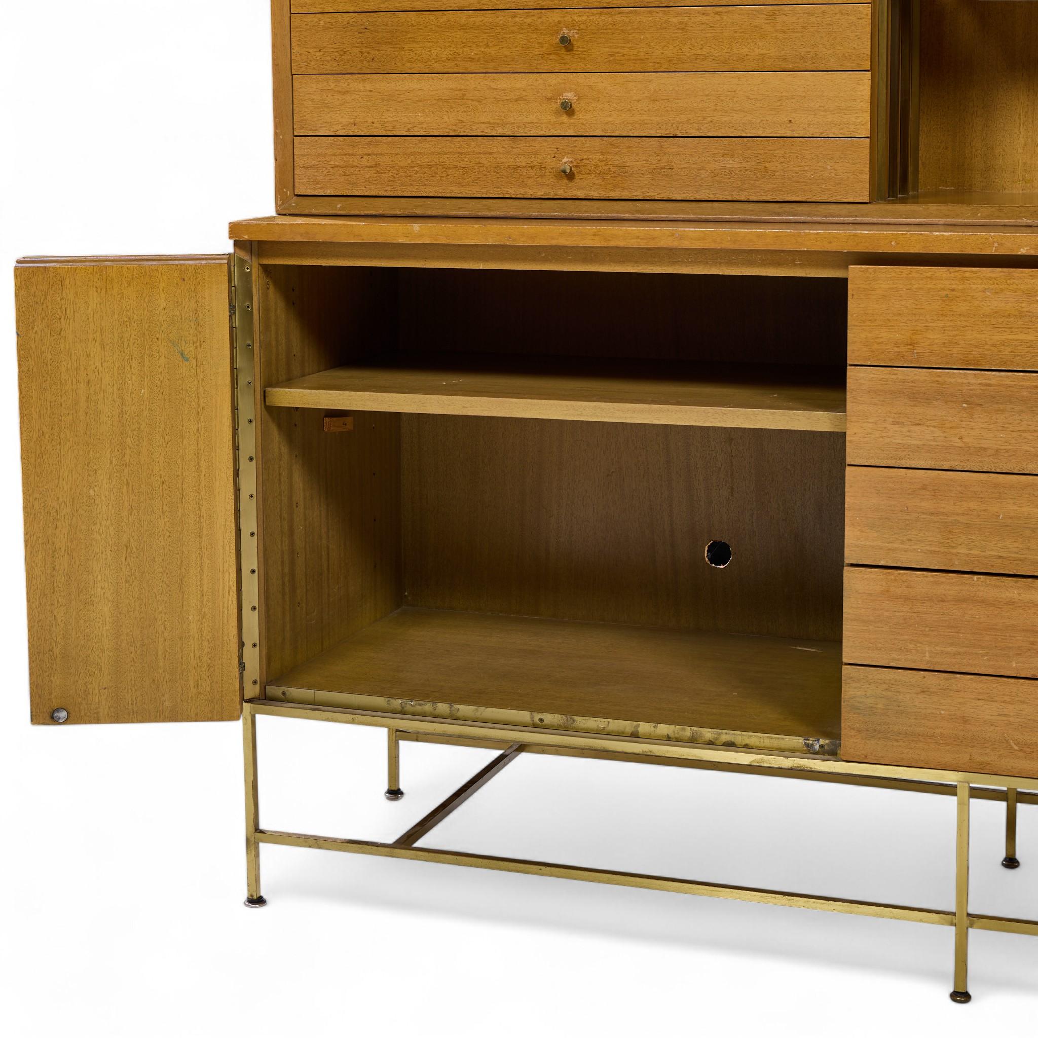 Paul McCobb for Calvin Mid Century Buffet and Hutch For Sale 7