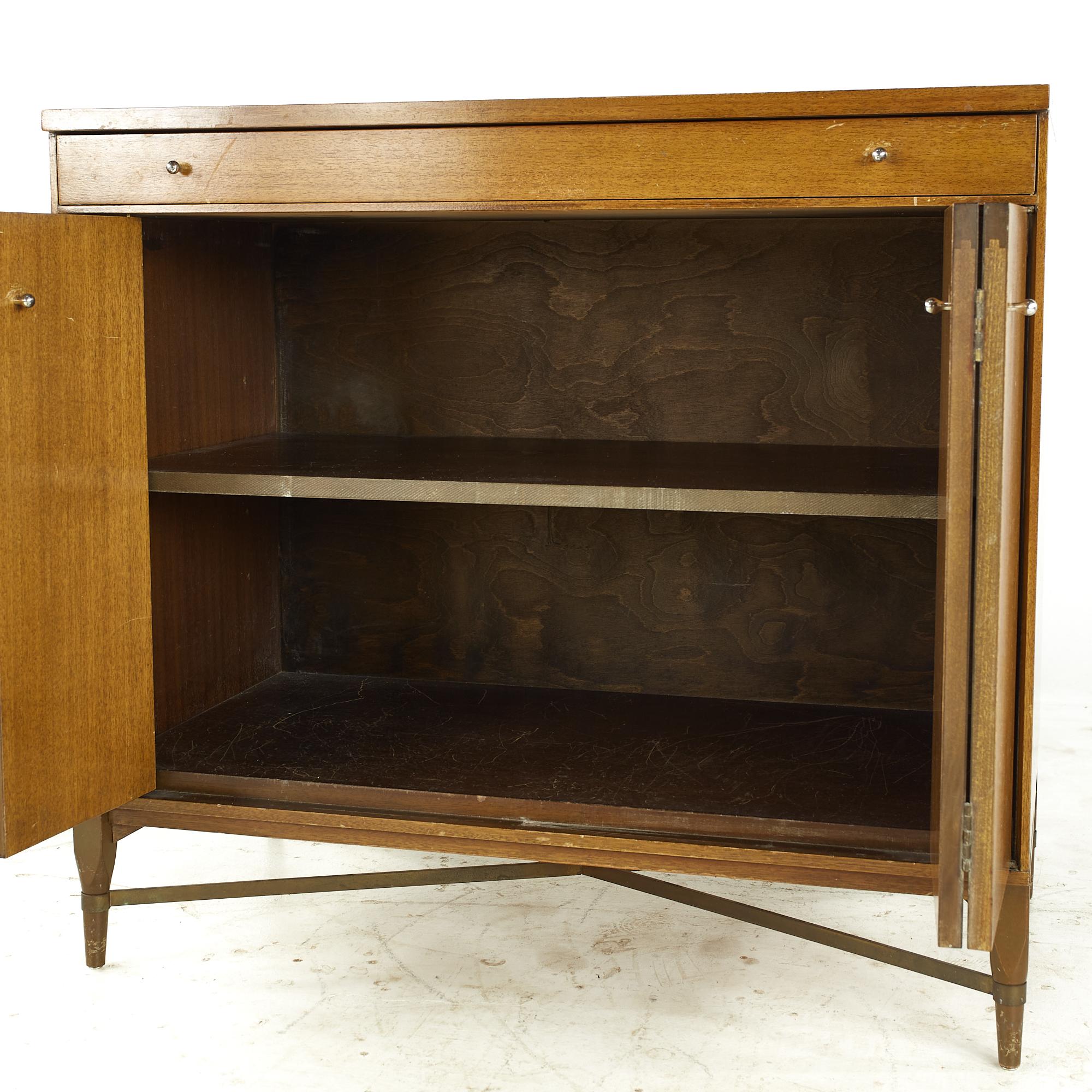 Paul McCobb for Calvin Midcentury Mahogany and Brass Bar Credenza Cabinet For Sale 2