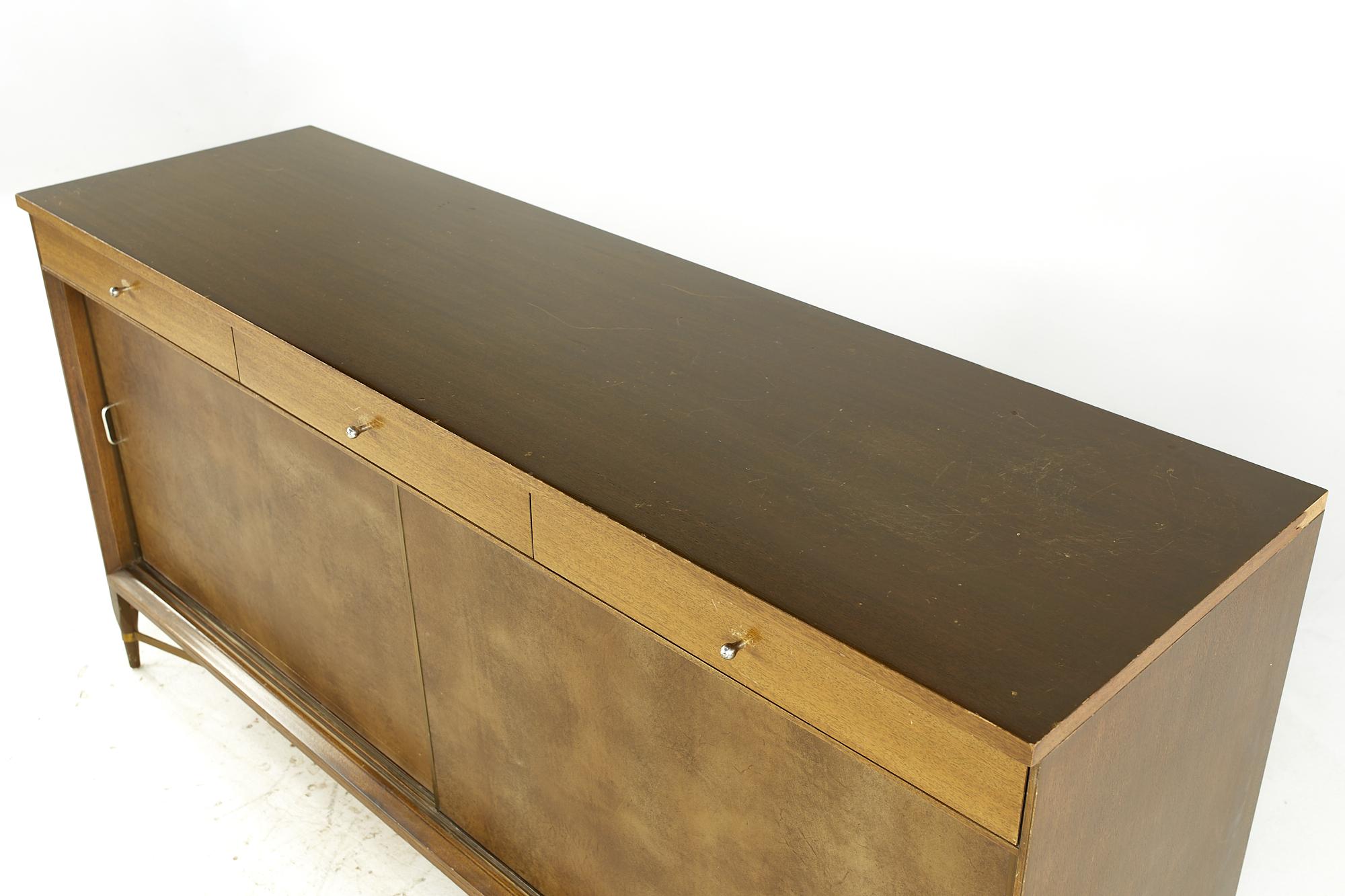 Late 20th Century Paul McCobb for Calvin Midcentury Mahogany and Brass Credenza For Sale