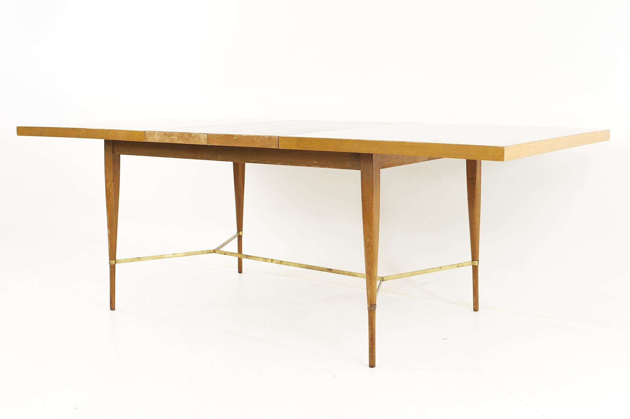 Paul McCobb for Calvin Mid Century Mahogany and Brass Expanding Dining Table For Sale 5