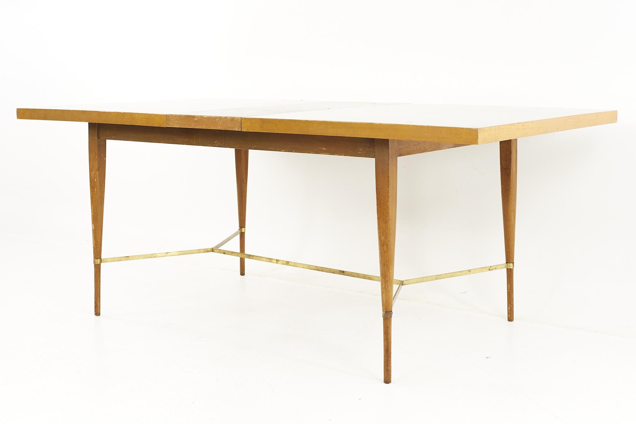 Paul McCobb for Calvin Mid Century Mahogany and Brass Expanding Dining Table For Sale 1