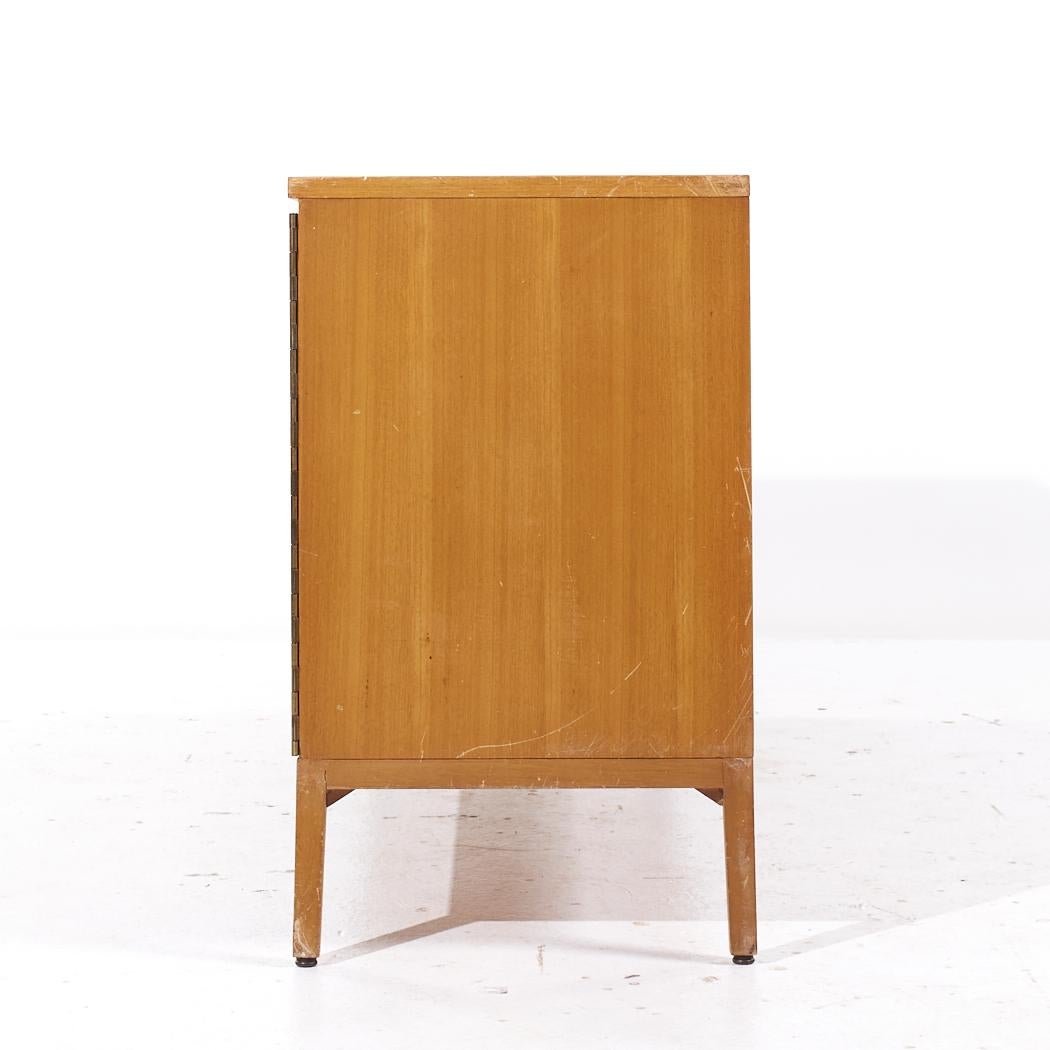 Paul McCobb per Calvin Credenza in mogano del Medioevo In condizioni buone in vendita a Countryside, IL